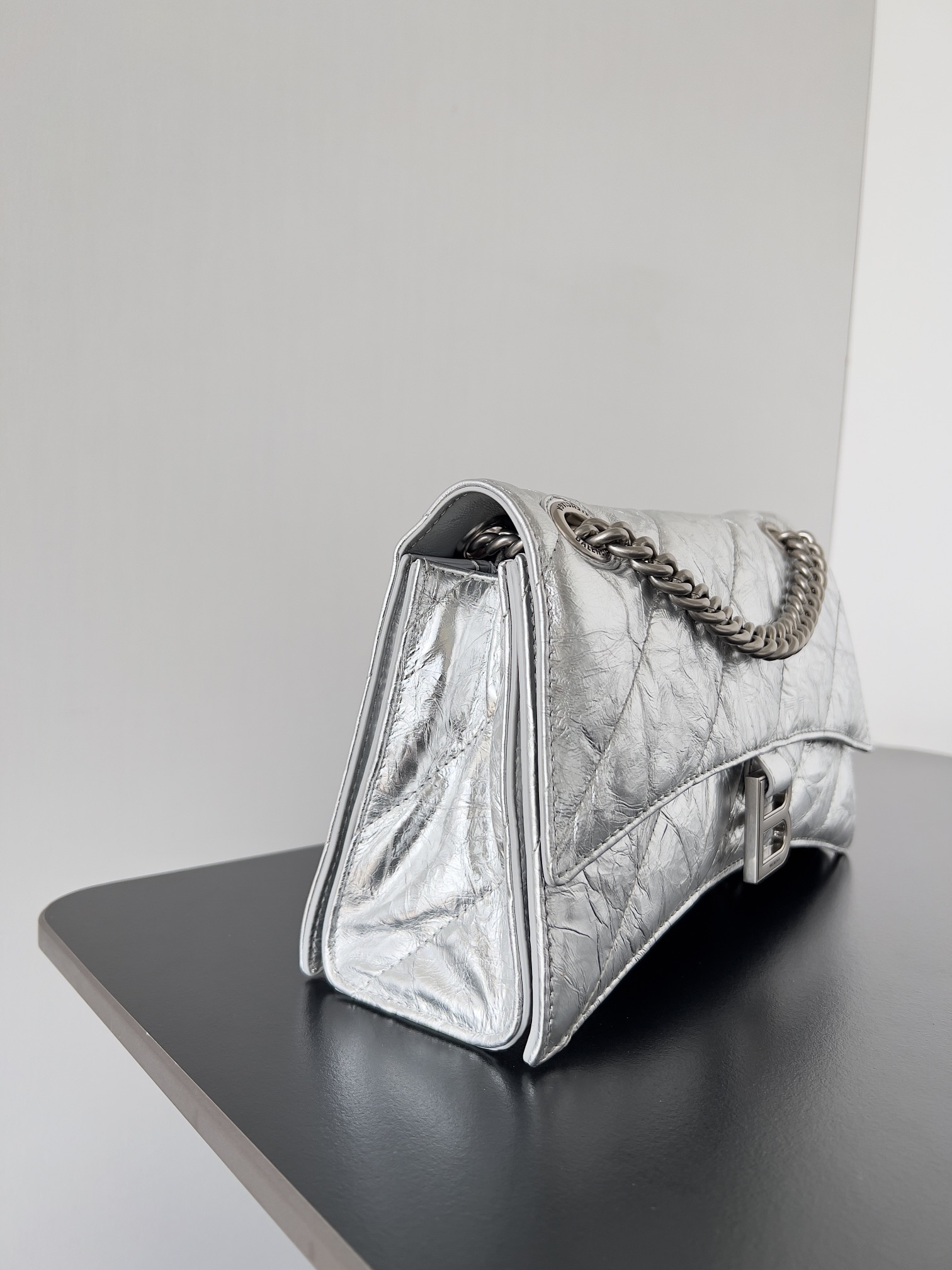 Ba*len*cia*ga crush chain bag-25.5*10*15.5cm