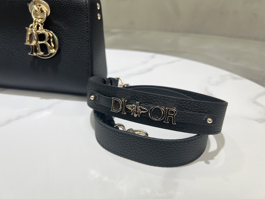 lady d-sire my abcD*or-26 x 15 x 8cm