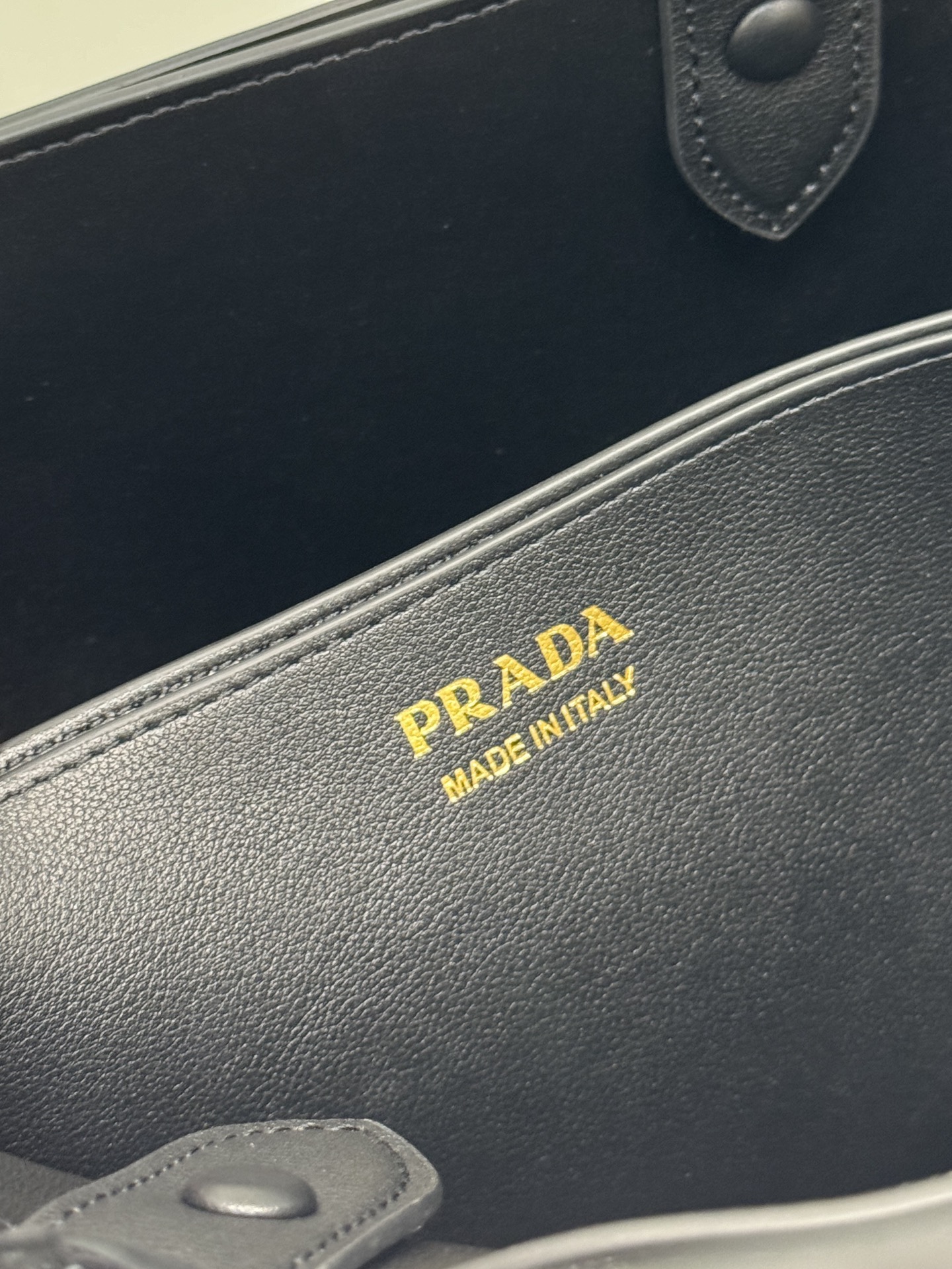 Pra*a double1ba434 bag-32X23X11cm