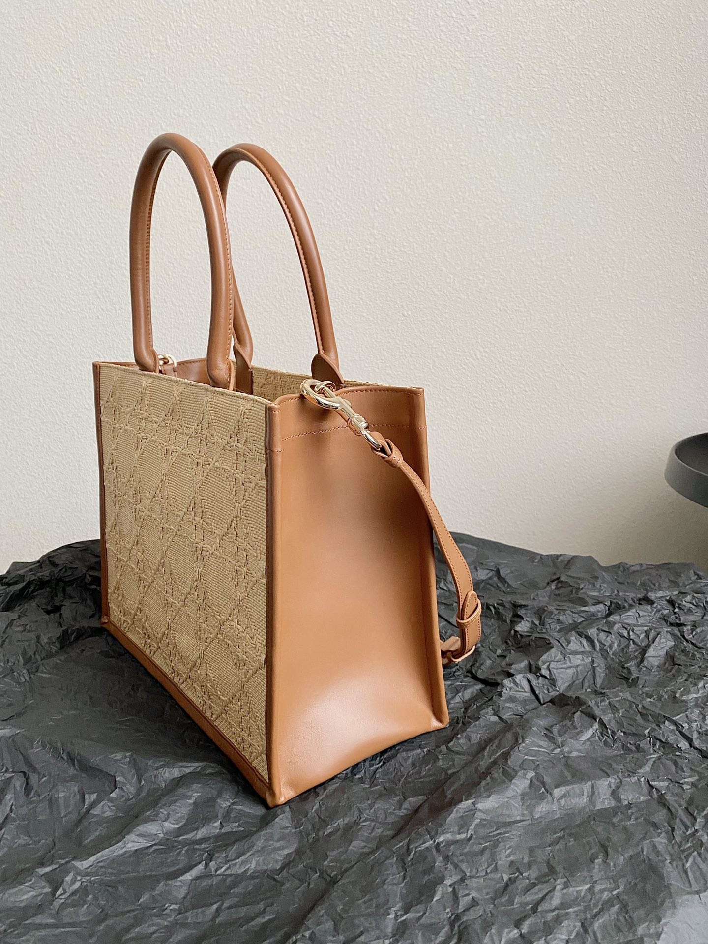 D*or book tote-36×16×27cm