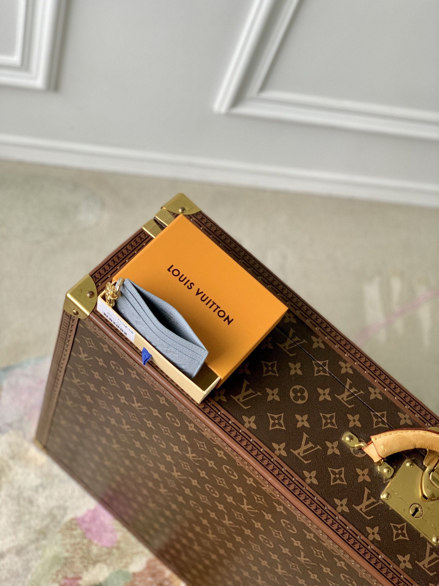 l0*is V*t0n wallet-m82132-10.2 x 7.3 x 0.3cm