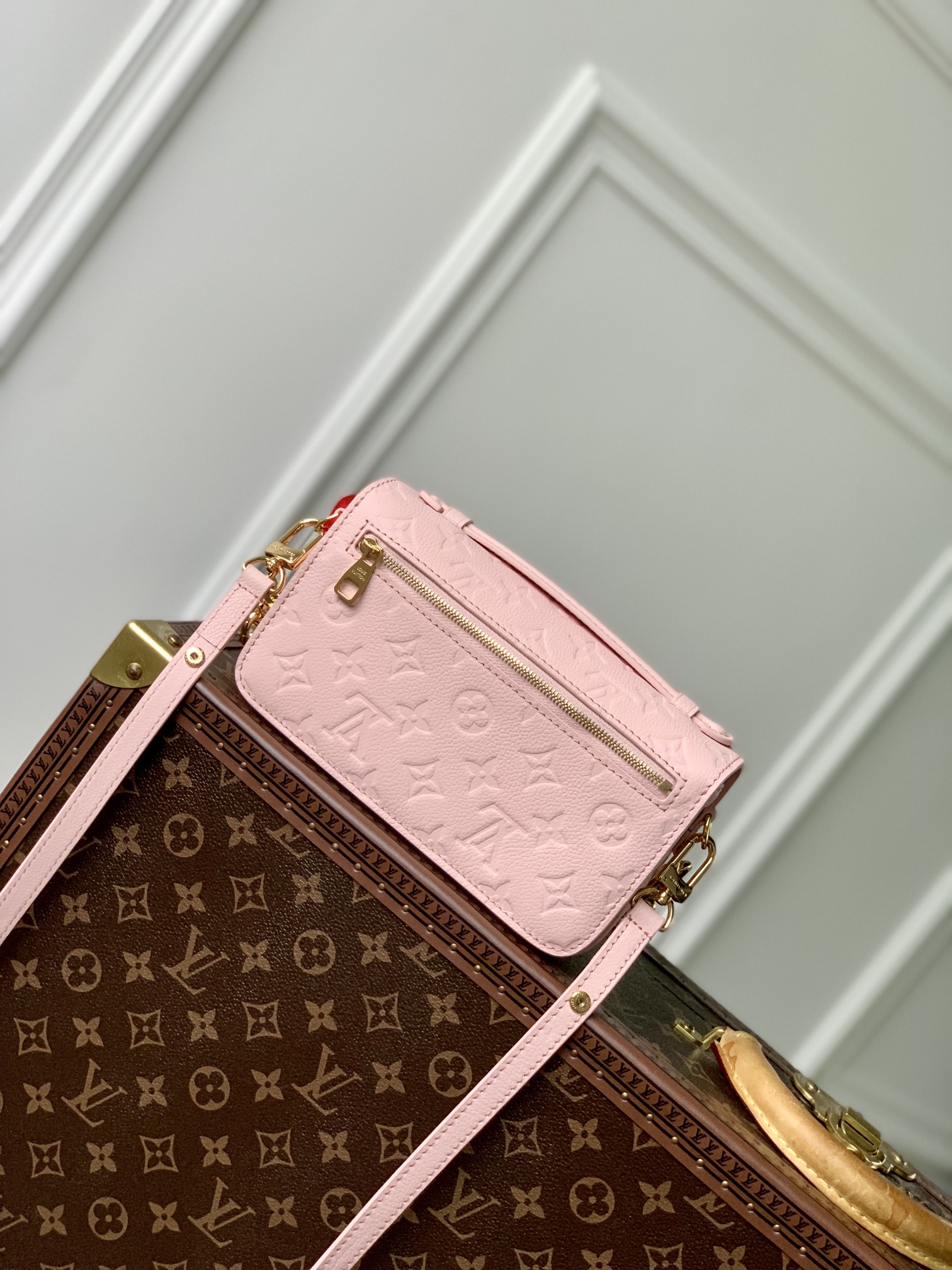 l0*is V*t0n pochette metis east west handbags- 21.5 x 13.5 x 6cm