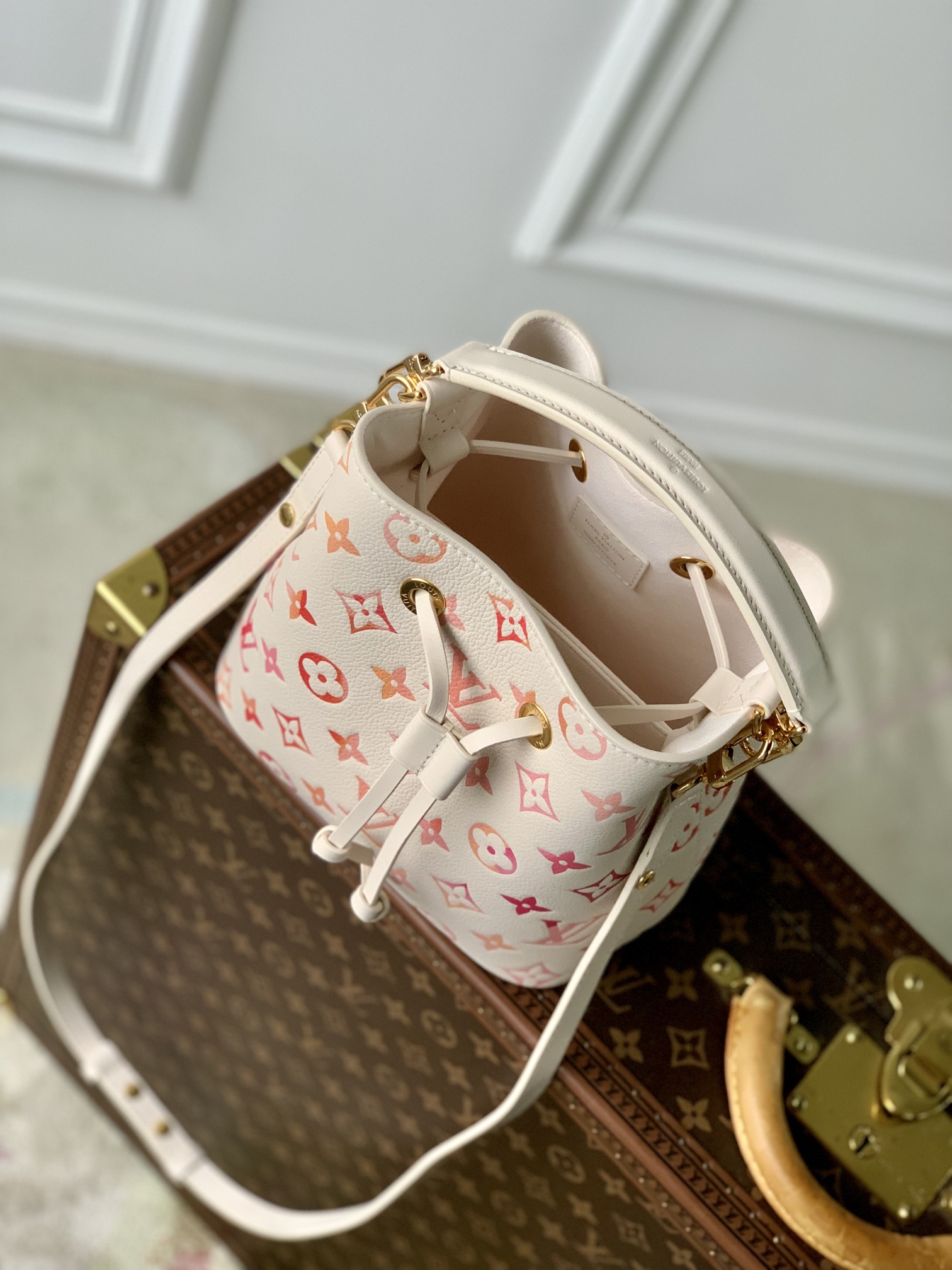 l0*is V*t0n m22599 neonoe bb handbag-20*20*13cm