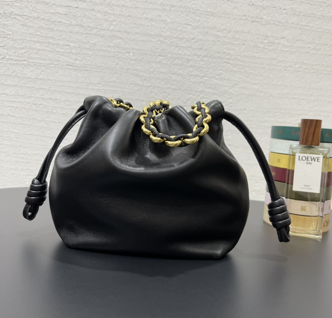 L0ew* flamenco purse 23*5.5*17cm