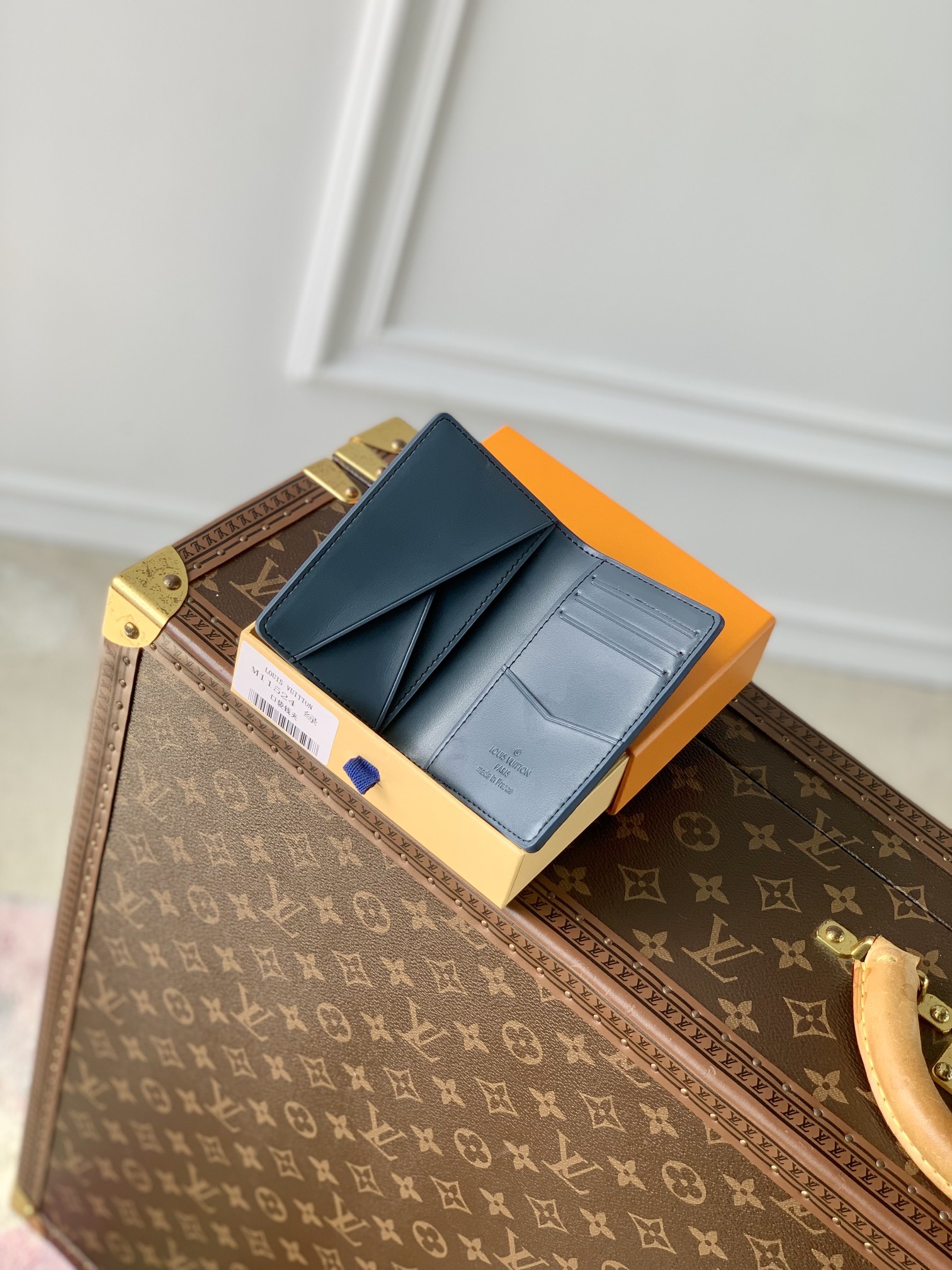 l0*is V*t0n wallet-m11524-7.5 x 11.1 x 1cm