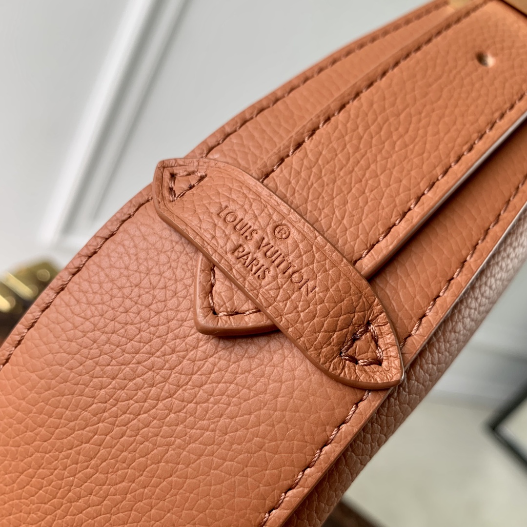 l0*is V*t0n low key bumbag-28*13*5.5cm