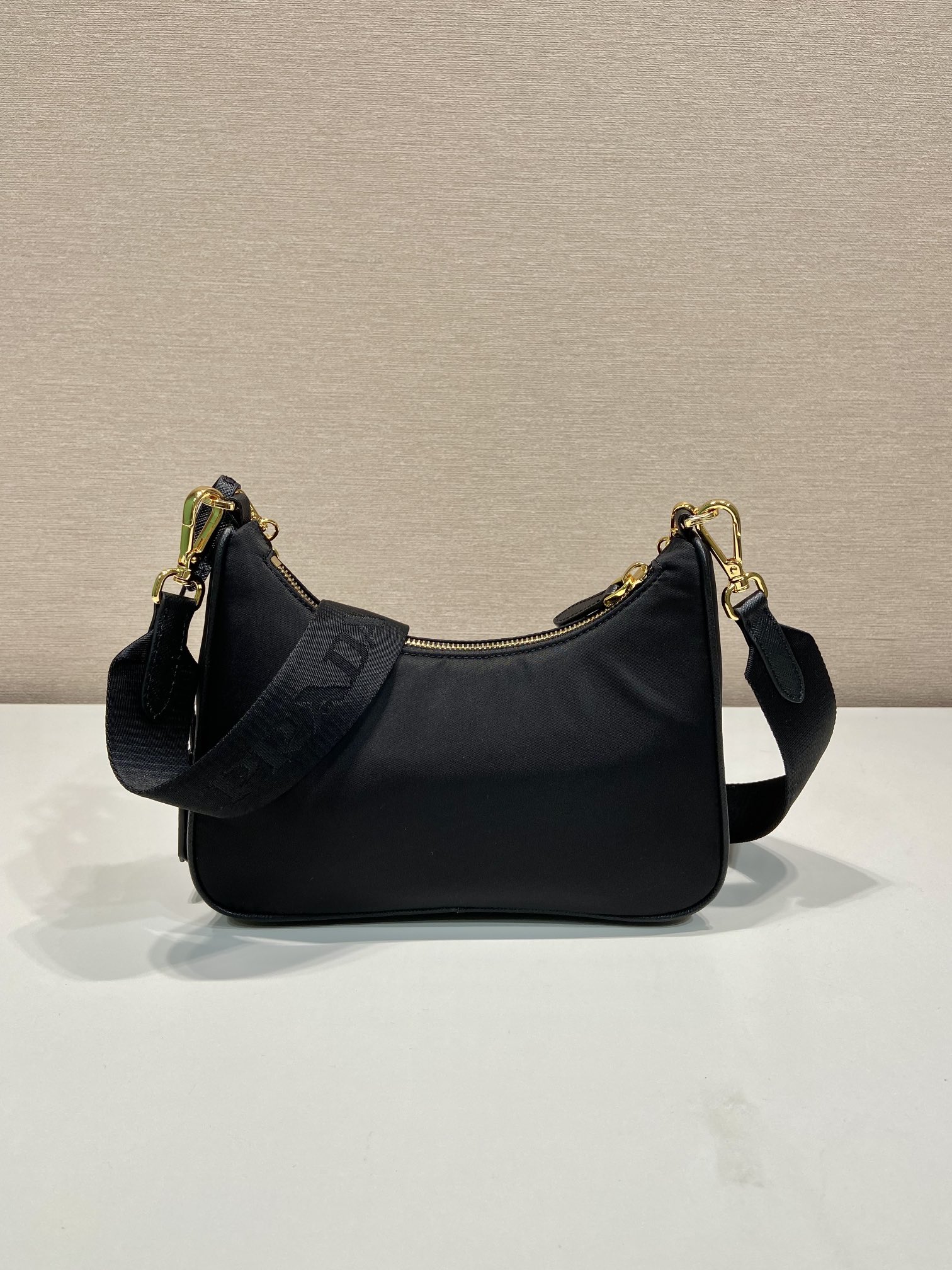 Pra*a nylon hobo bag-1bh204-22*12*6cm