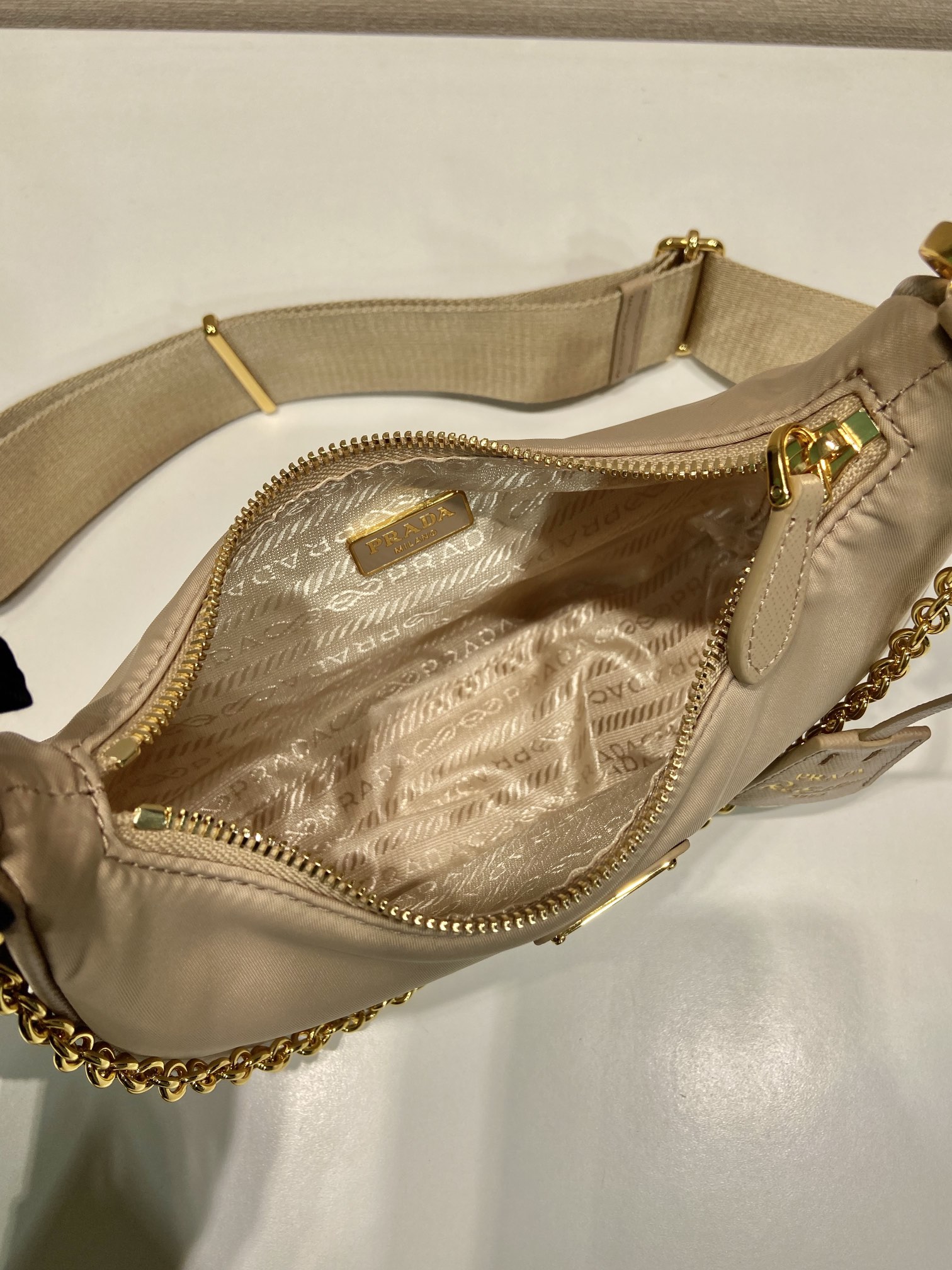 Pra*a nylon hobo bag-1bh204-22*12*6cm