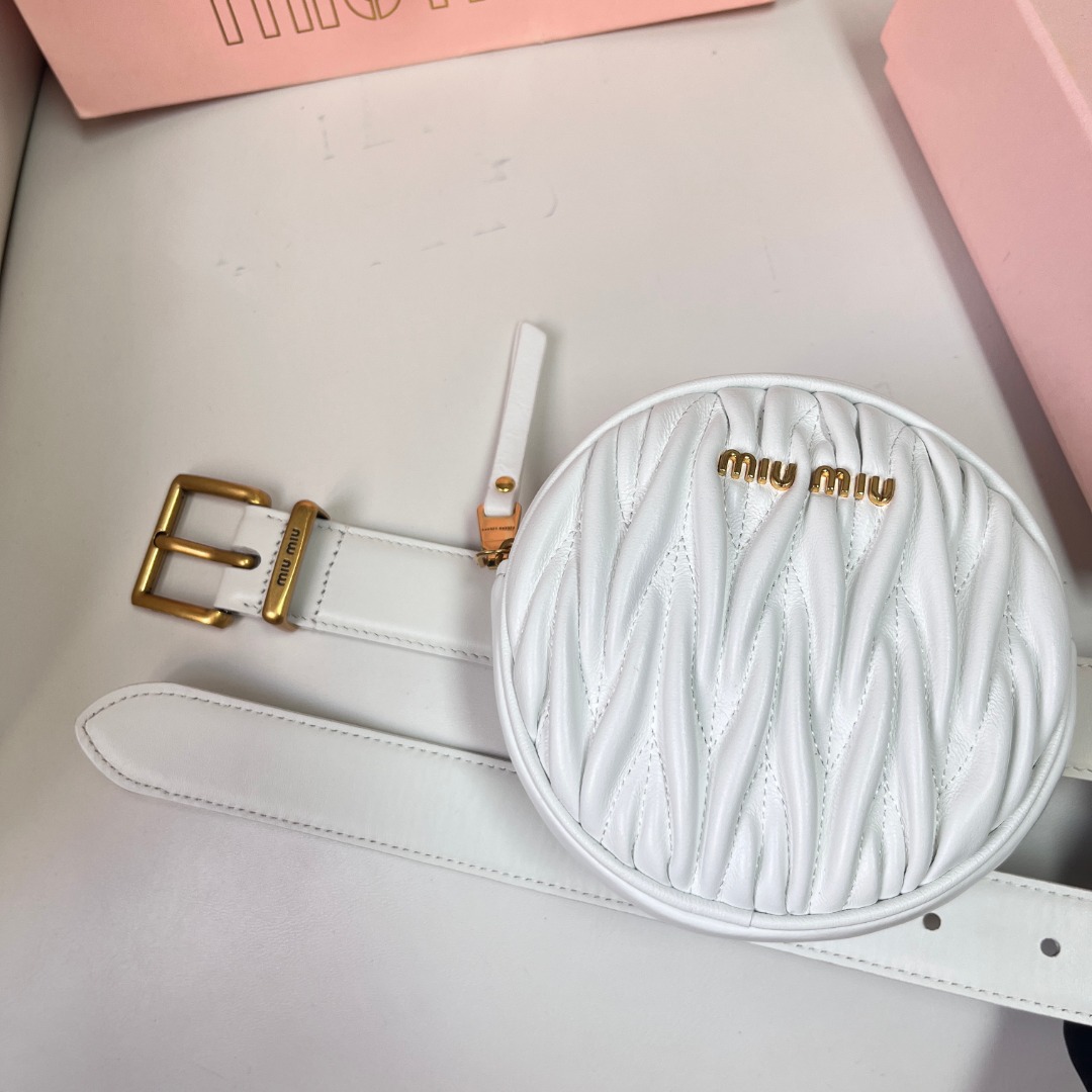 M*um*u belt bag