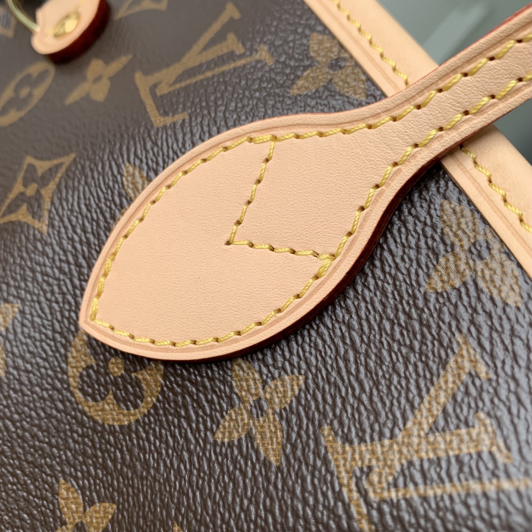 l0*is V*t0n neverfull mm-m12096-31×29×14cm