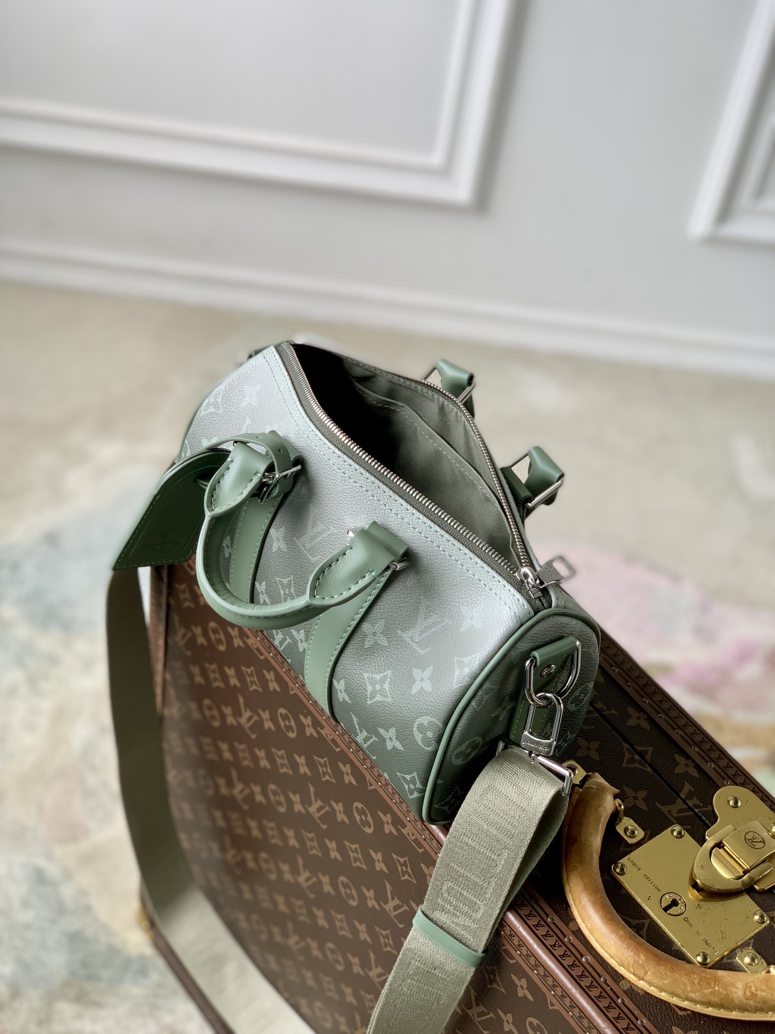 l0*is V*t0n keepall bandoulière 25 -m24849-25*15*11cm