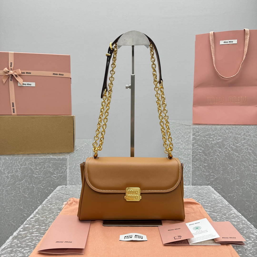 M*um*u leather shoulder bag -25*8*15cm