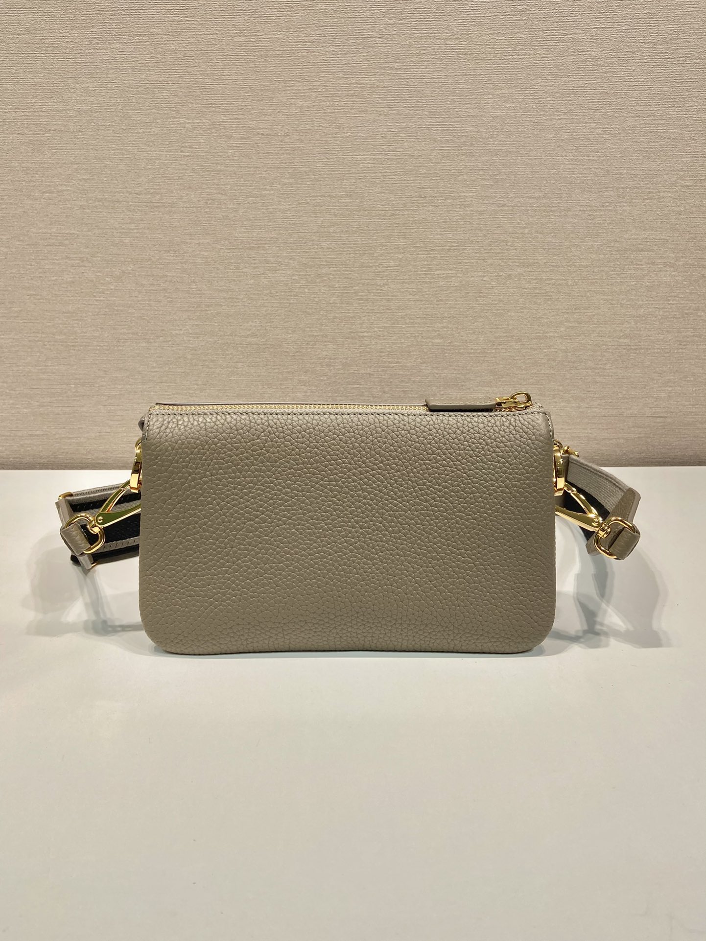 Pra*a leather shoulder bag-1bh194-25*14*6.5cm