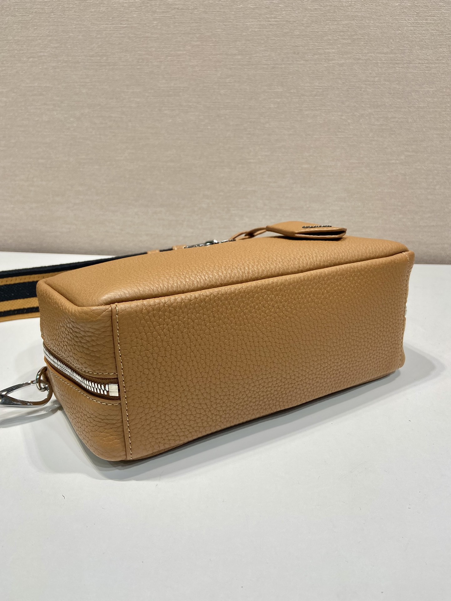 Pra*a top handbags-1bb102-24*12*8.5cm