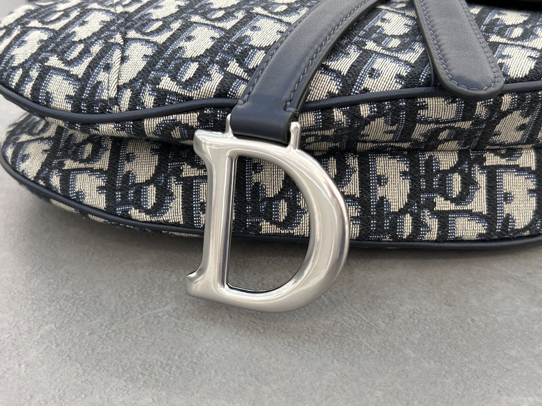 D*or saddle bag-25.5×6.5×20cm