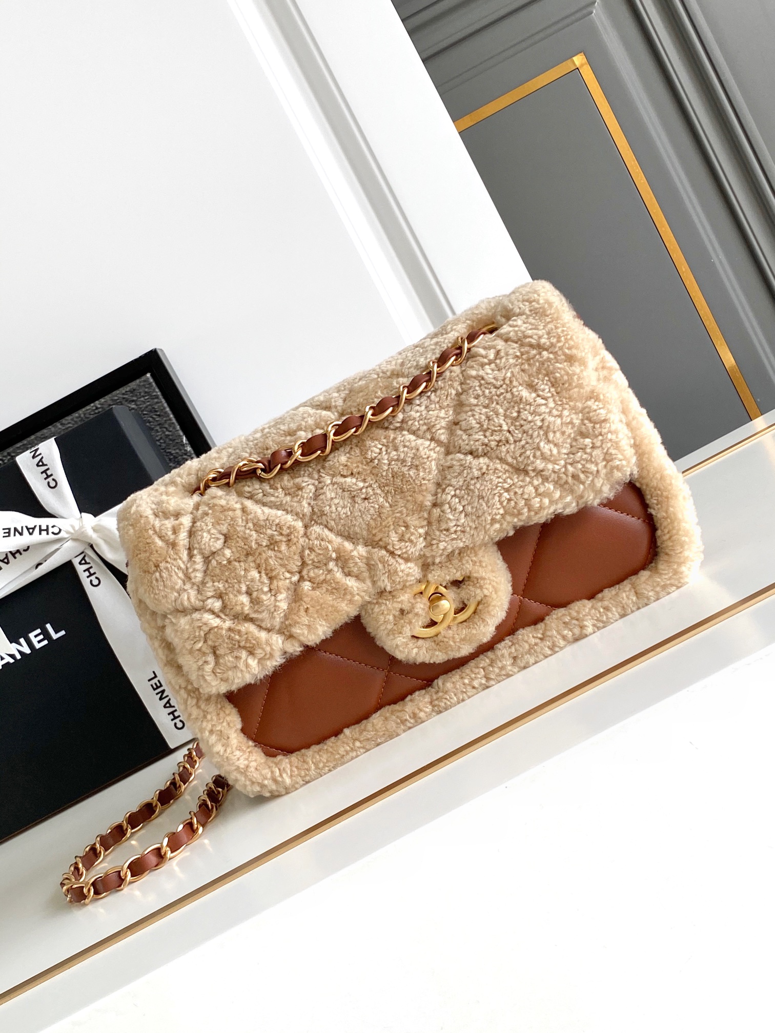 Ch@nel Flap Bag-16 x 23.5 x7.5CM