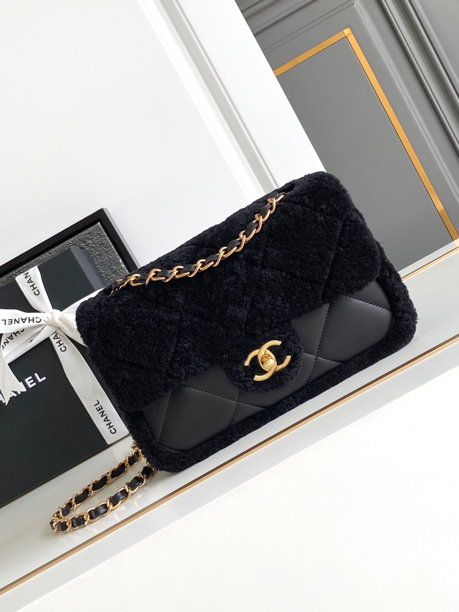 Ch@nel Flap Bag-16 x 23.5 x7.5CM