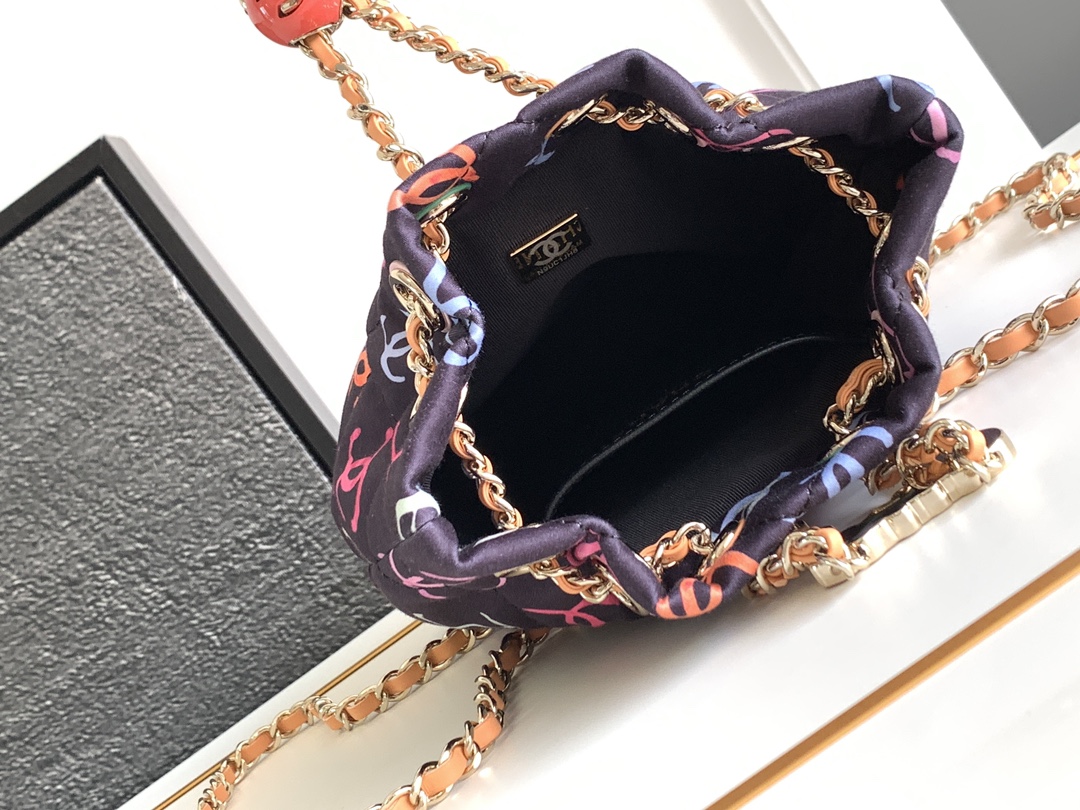 Ch@nel Bucket Bag