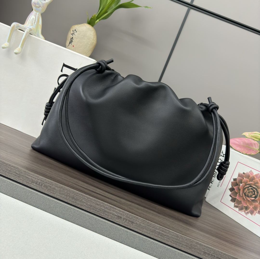 L0ew* flamenco purse-41*9*26cm