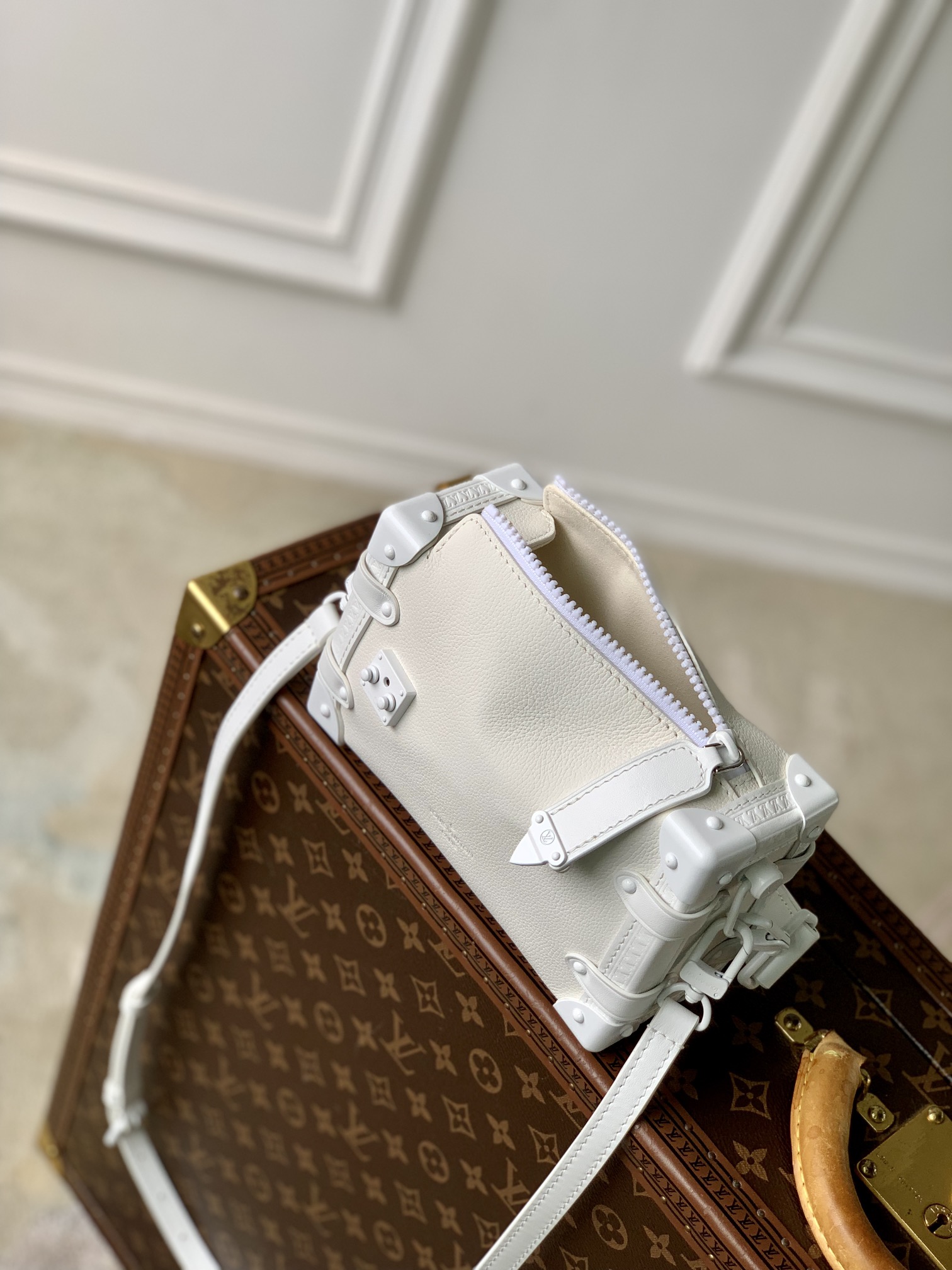 l0vis Vvtt0n side trunk -m46815-18×12.5×8cm