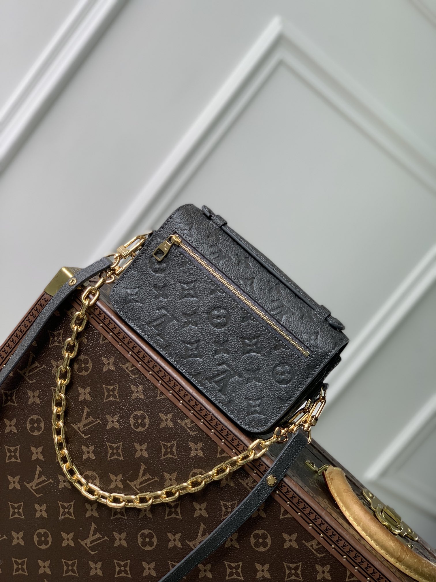l0vis Vvtt0n pochette métis east west bag- m46595-13.5 x 6 x 21.5cm