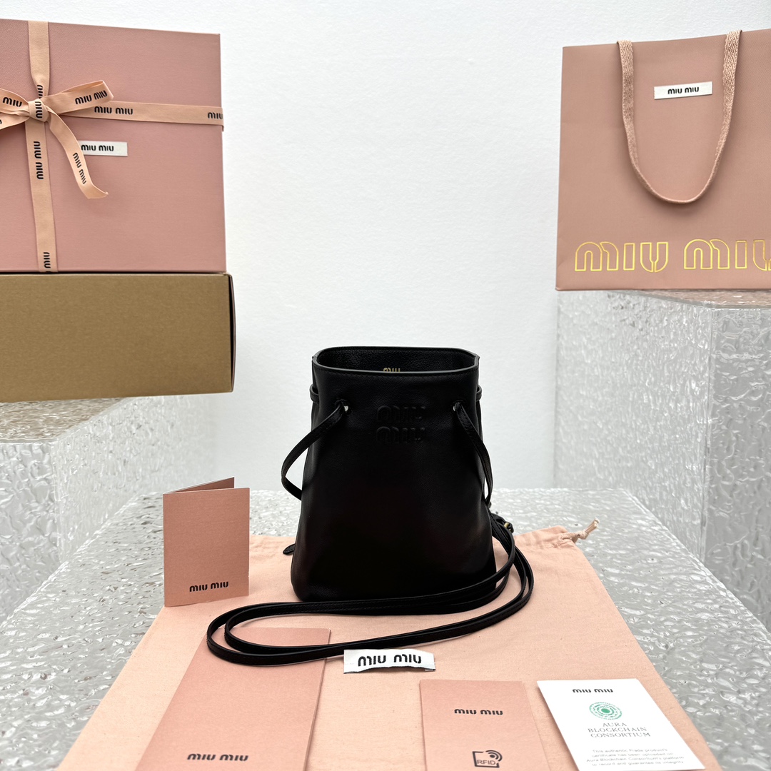 M1um1u nappa bag -14*17*6cm