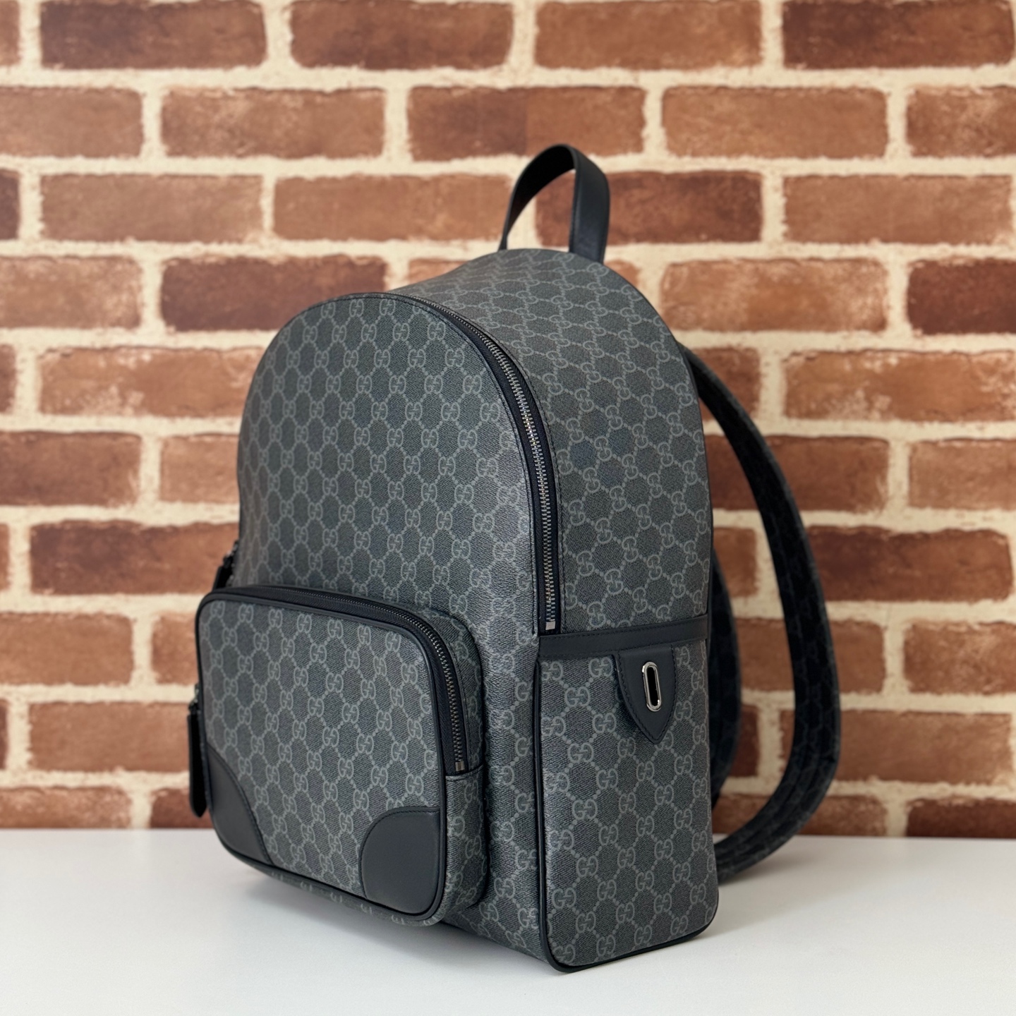 Gvc*1 backpack-31.5*41*14.5cm