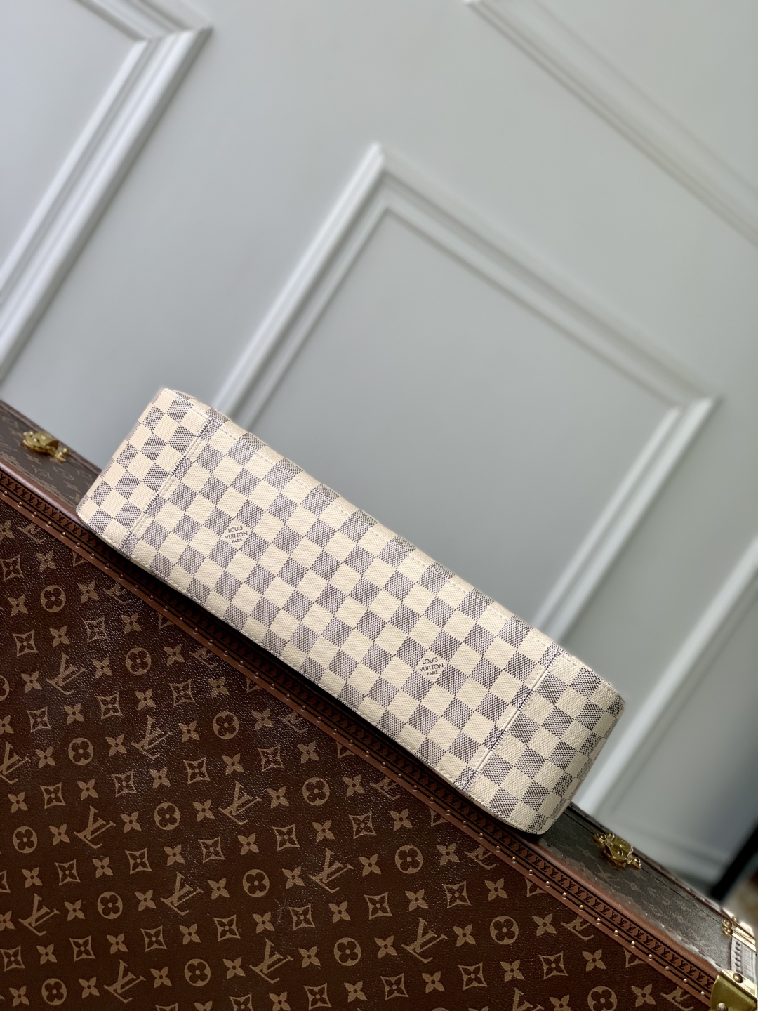 l0vis Vvtt0n slouchy bag-40 x 31 x 11cm