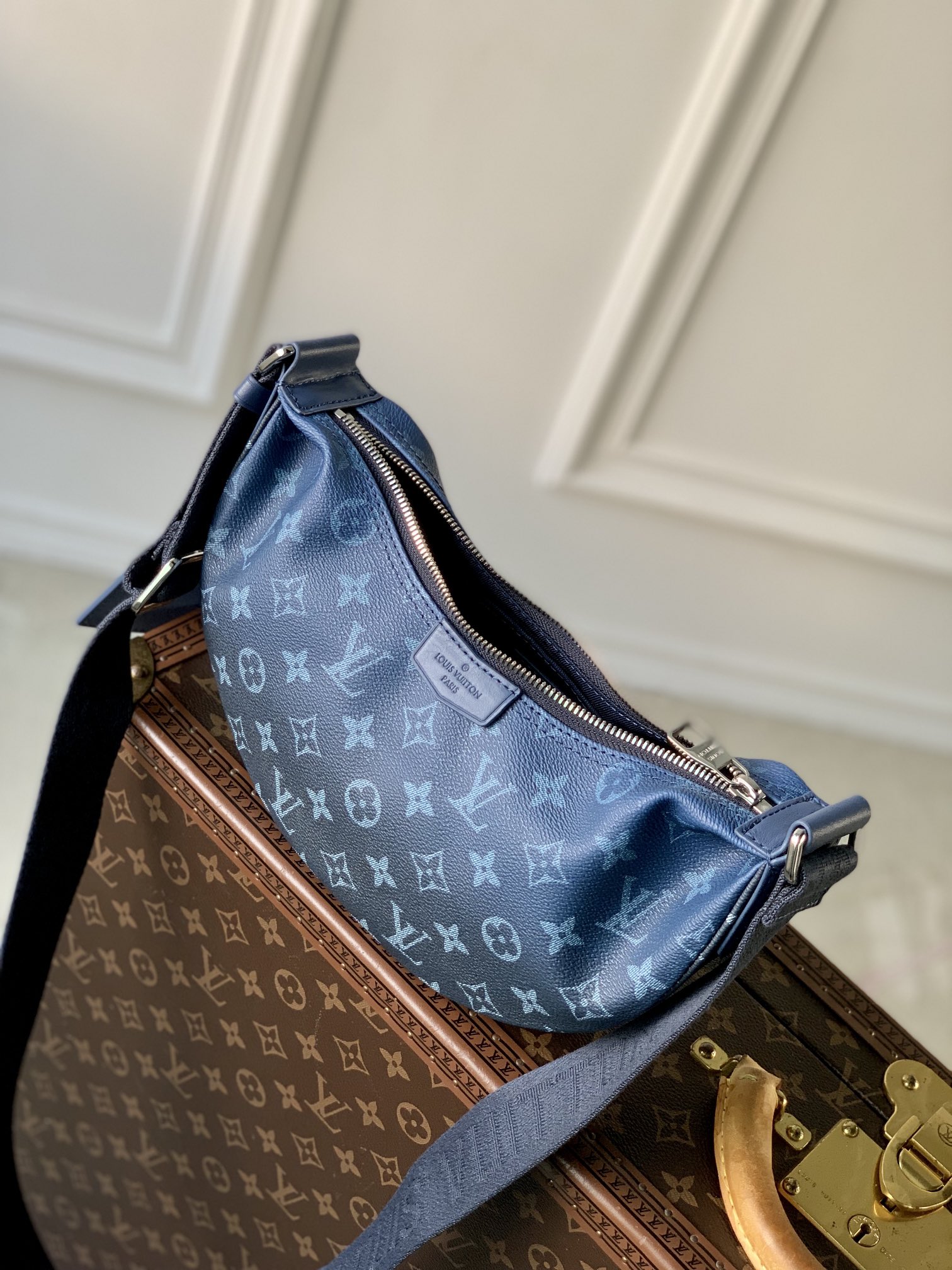 l0vis Vvtt0n hamac bag-28.5 x 15 x 8cm