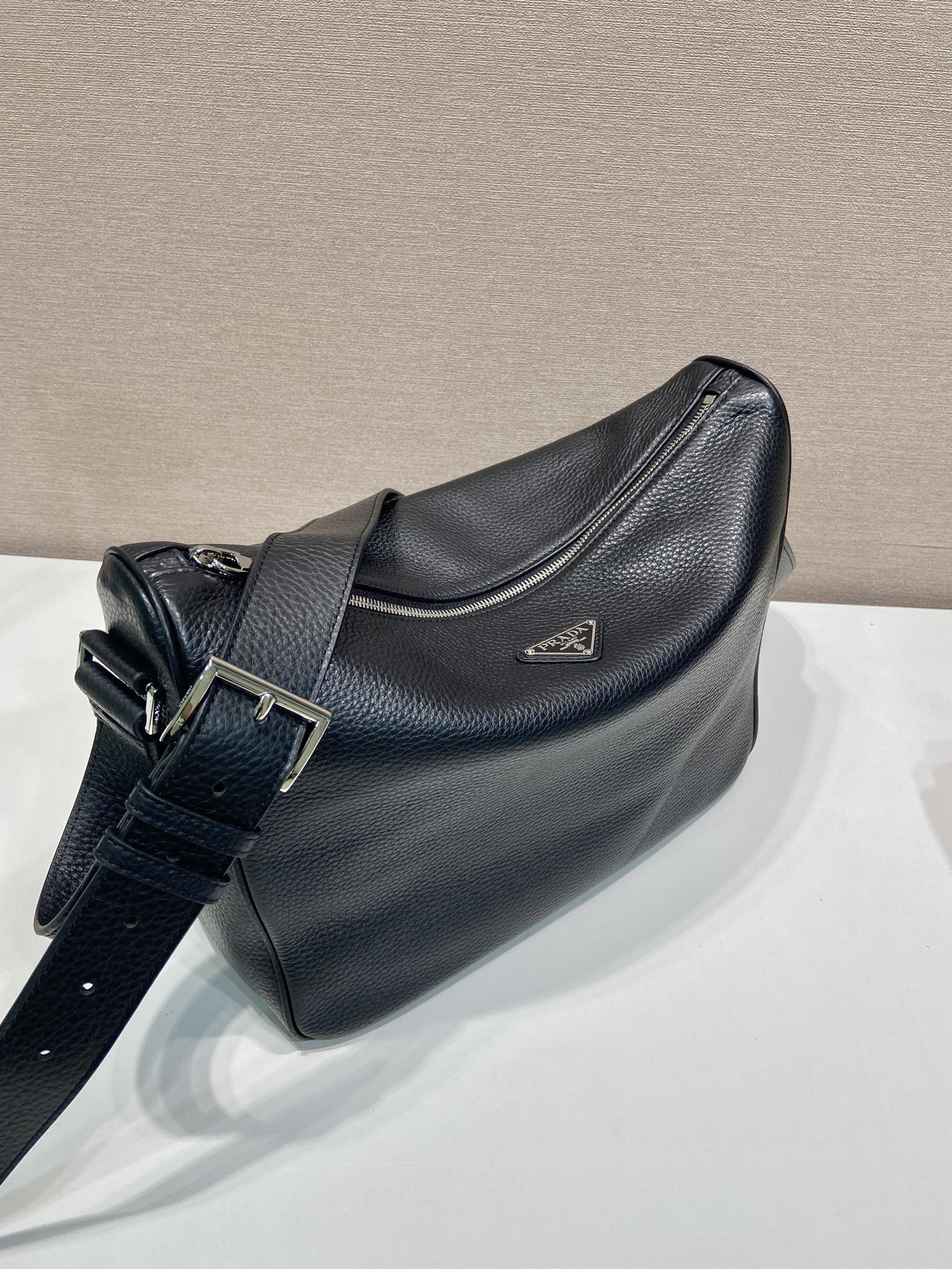 Pra*a leather shoulder bag-2vh182-30*24*13cm