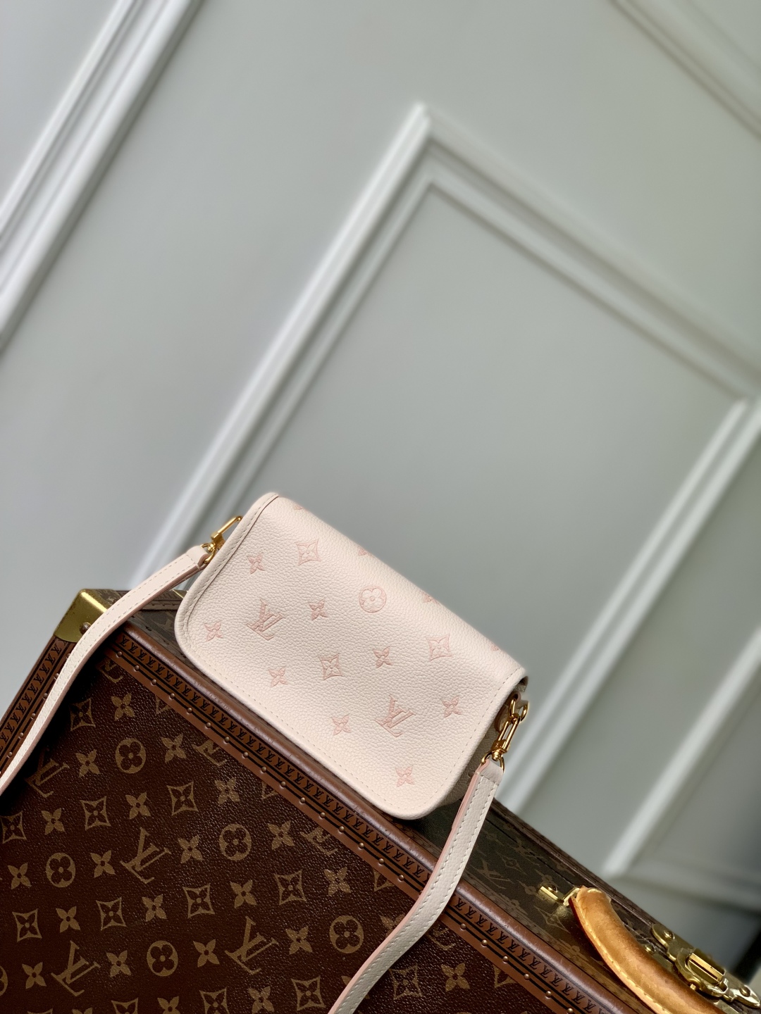 l0vis Vvtt0n nano diane handbags-m83566-19*10.5*6cm