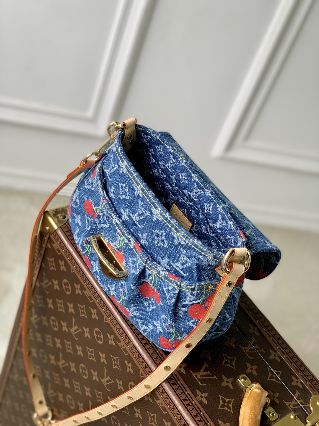 l0vis Vvtt0n sunset vibe bag-18 x 3 x 27cm
