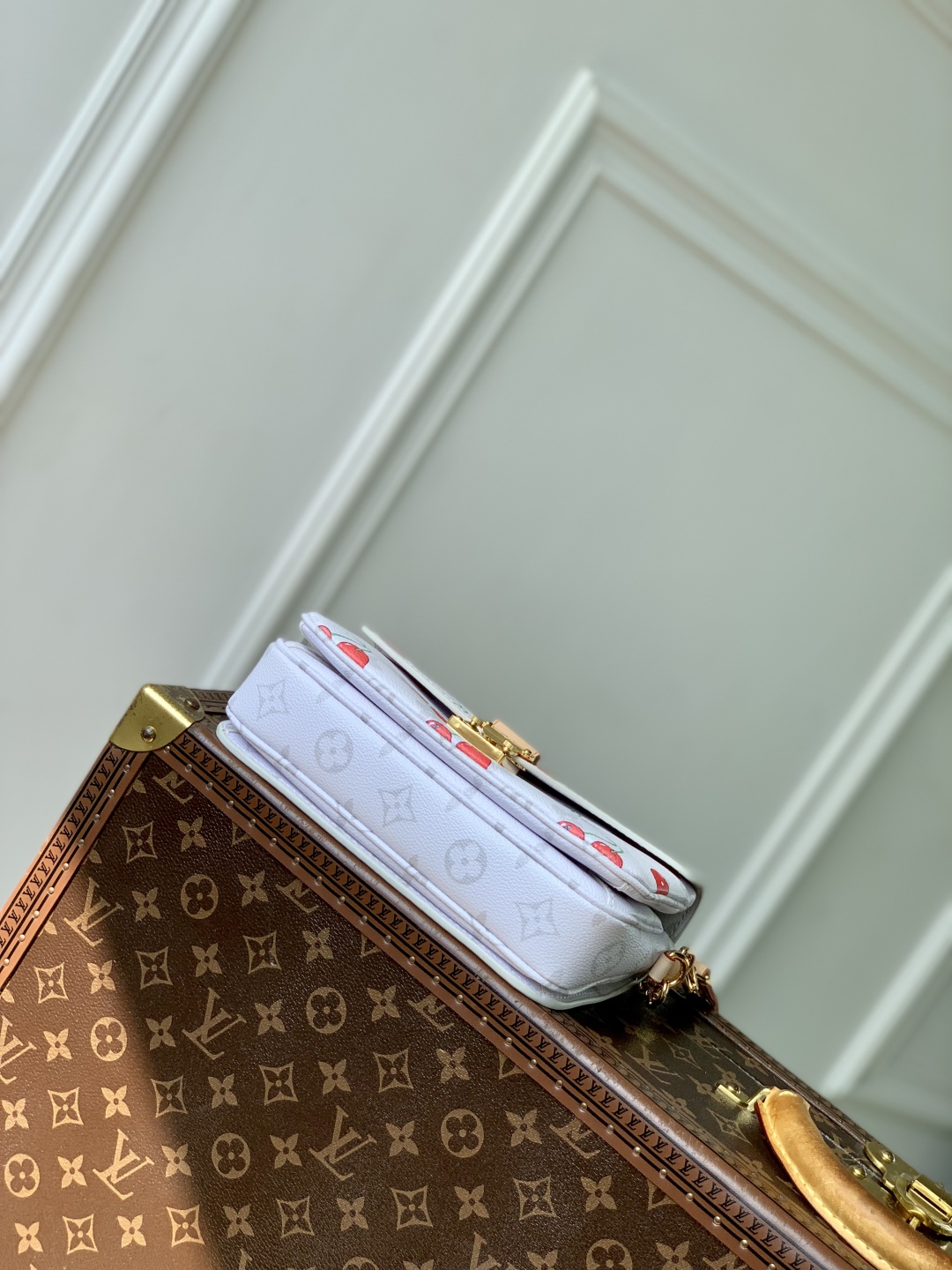 l0vis Vvtt0n pochette metis east west handbags- 21.5 x 13.5 x 6cm