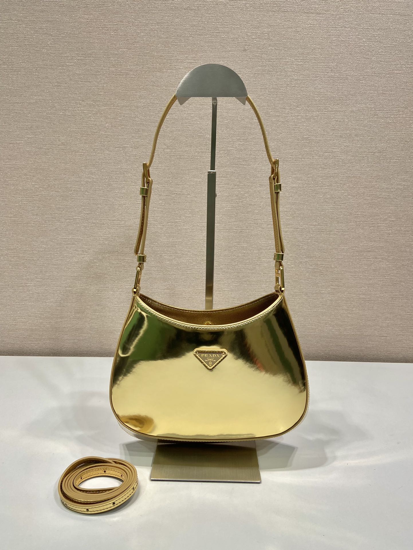 Pra*a cleo 1bc169 shoulder bag-22*18.5*4.5cm