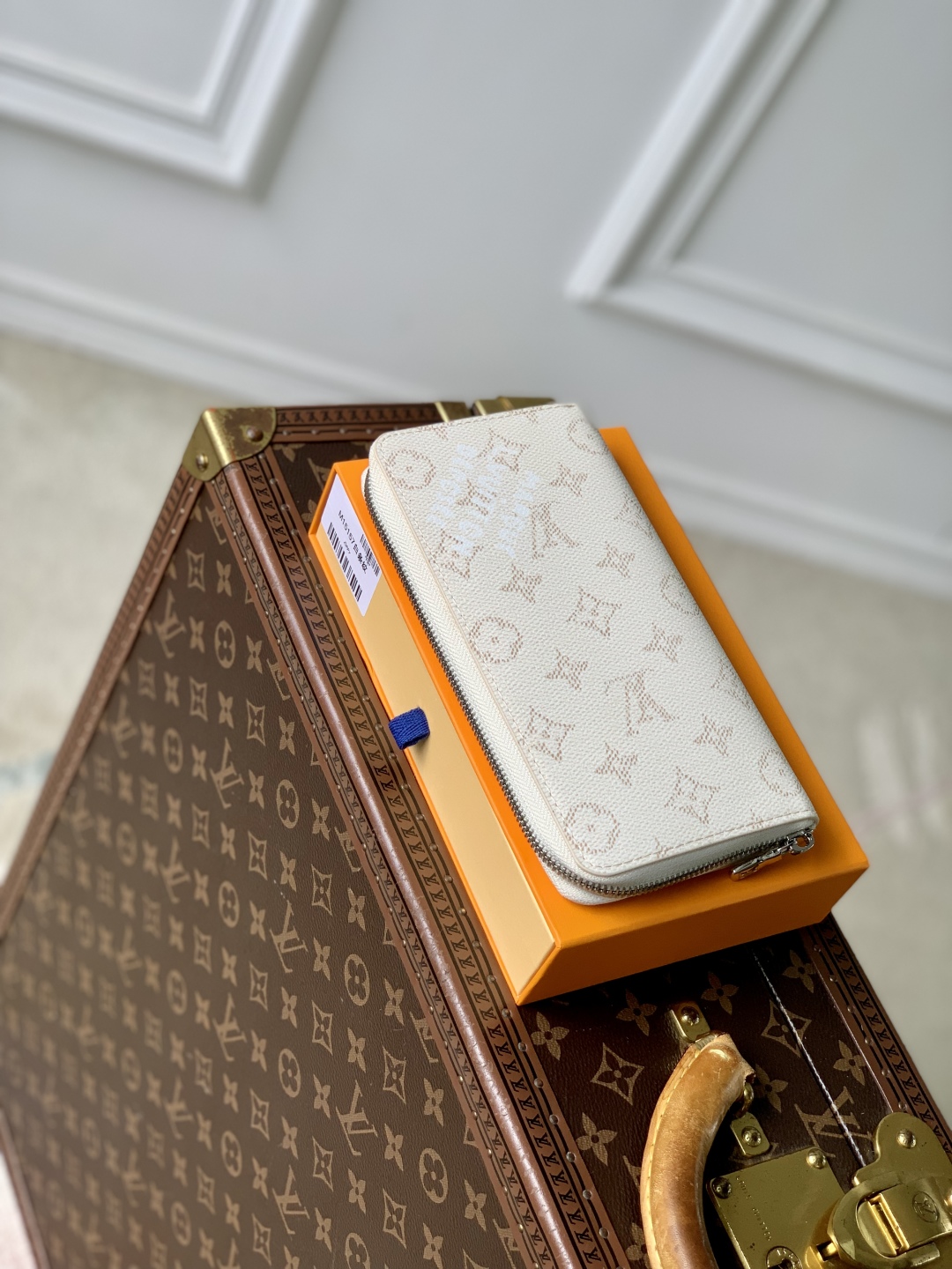 l0vis Vvtt0n zippy wallet-19.5× 10.5x 2.5cm