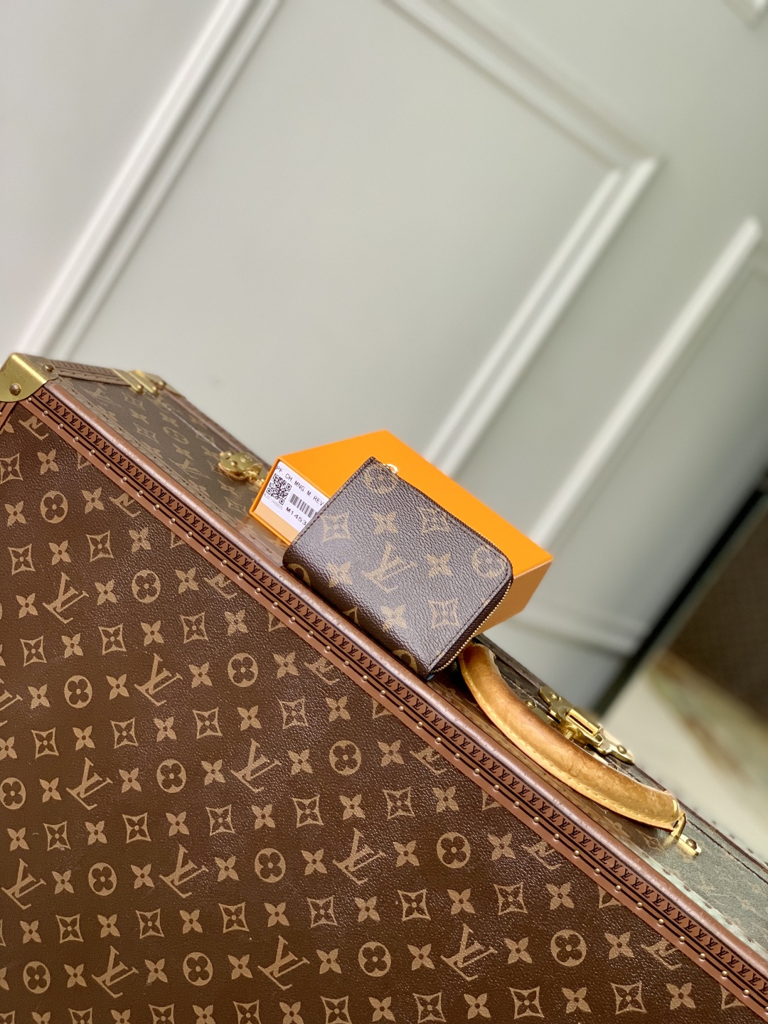 l0vis Vvtt0n wallet mm14530-11 x 8.5 x 1.5cm