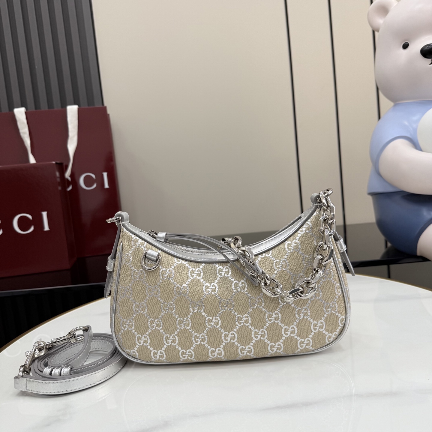 GG Emblem Small Shoulder Bag-24*16.5*5.5CM