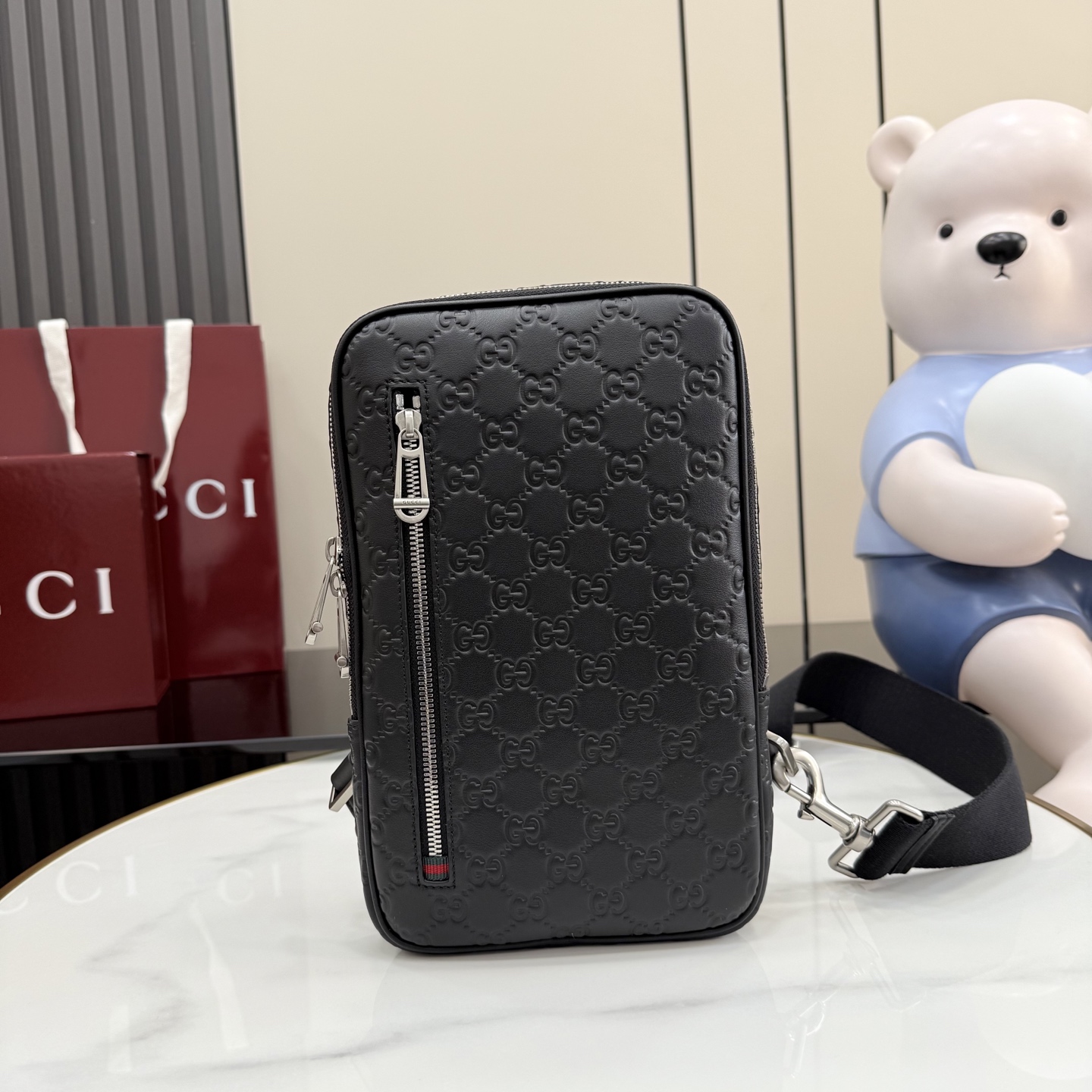 Gv*c* GG Emblem Small Crossbody Bag In Black GG leather-17*28*3CM