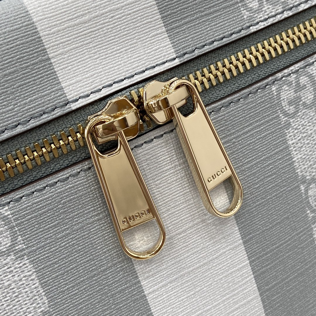 Gvc*1 Savoy Medium Beauty Case -25*17.5*15CM