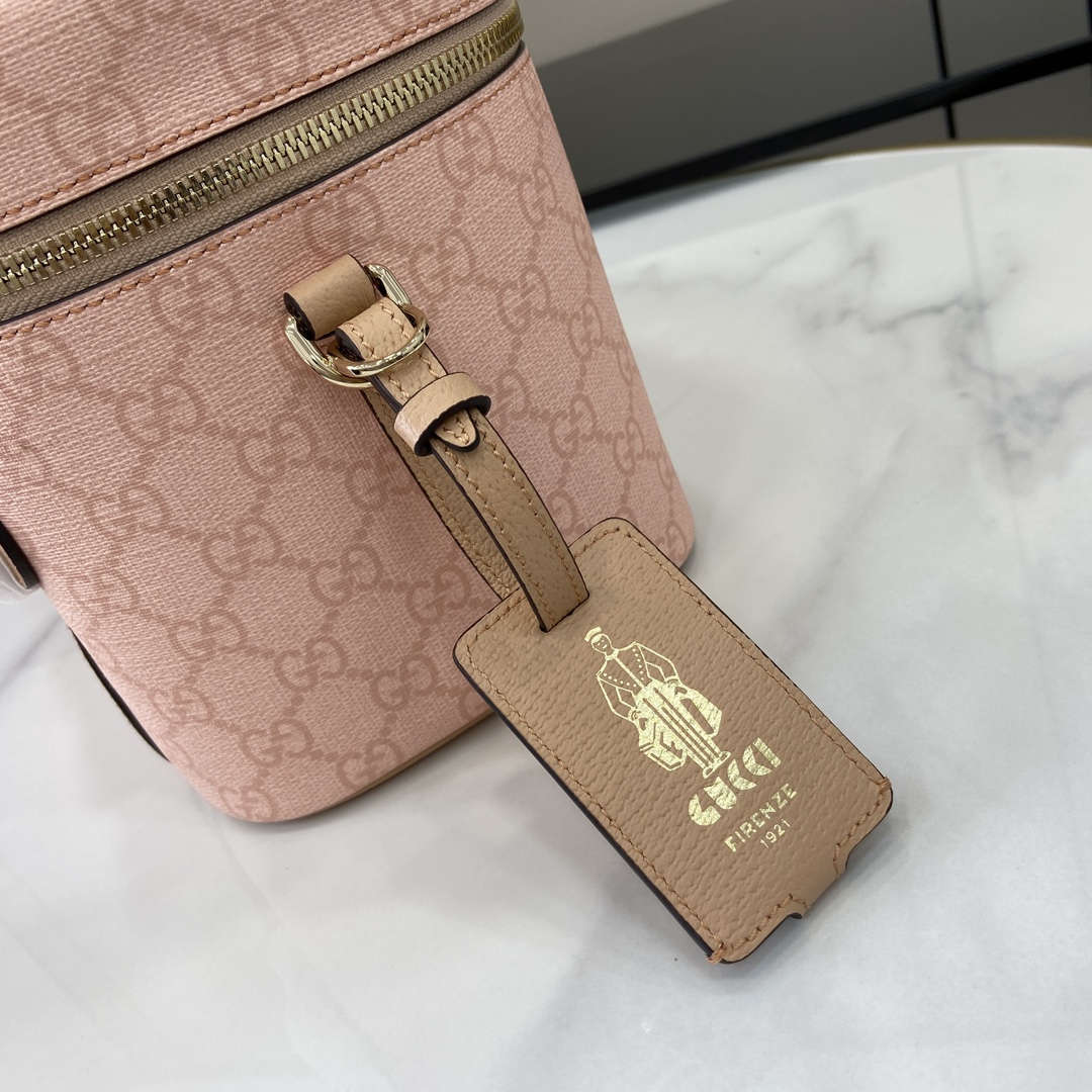 Gvc*1 Savoy Medium Beauty Case -25*17.5*15CM