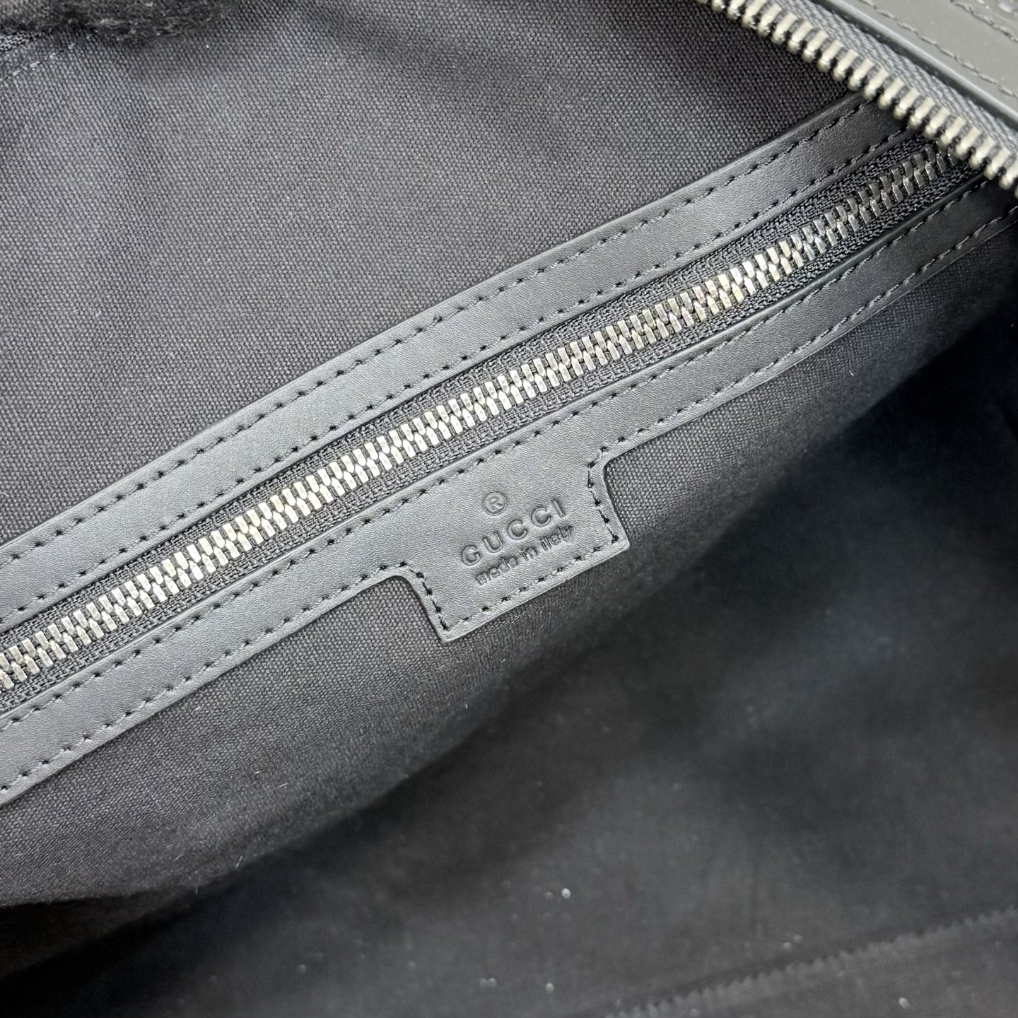 Gv*c* GG Emblem Large Duffle Bag In Black GG Leather-45*29*25CM