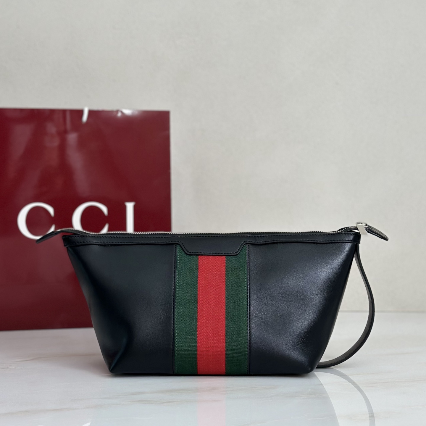 Gv*c*Mega Web Trademark Bag-21.5*16*13.5CM
