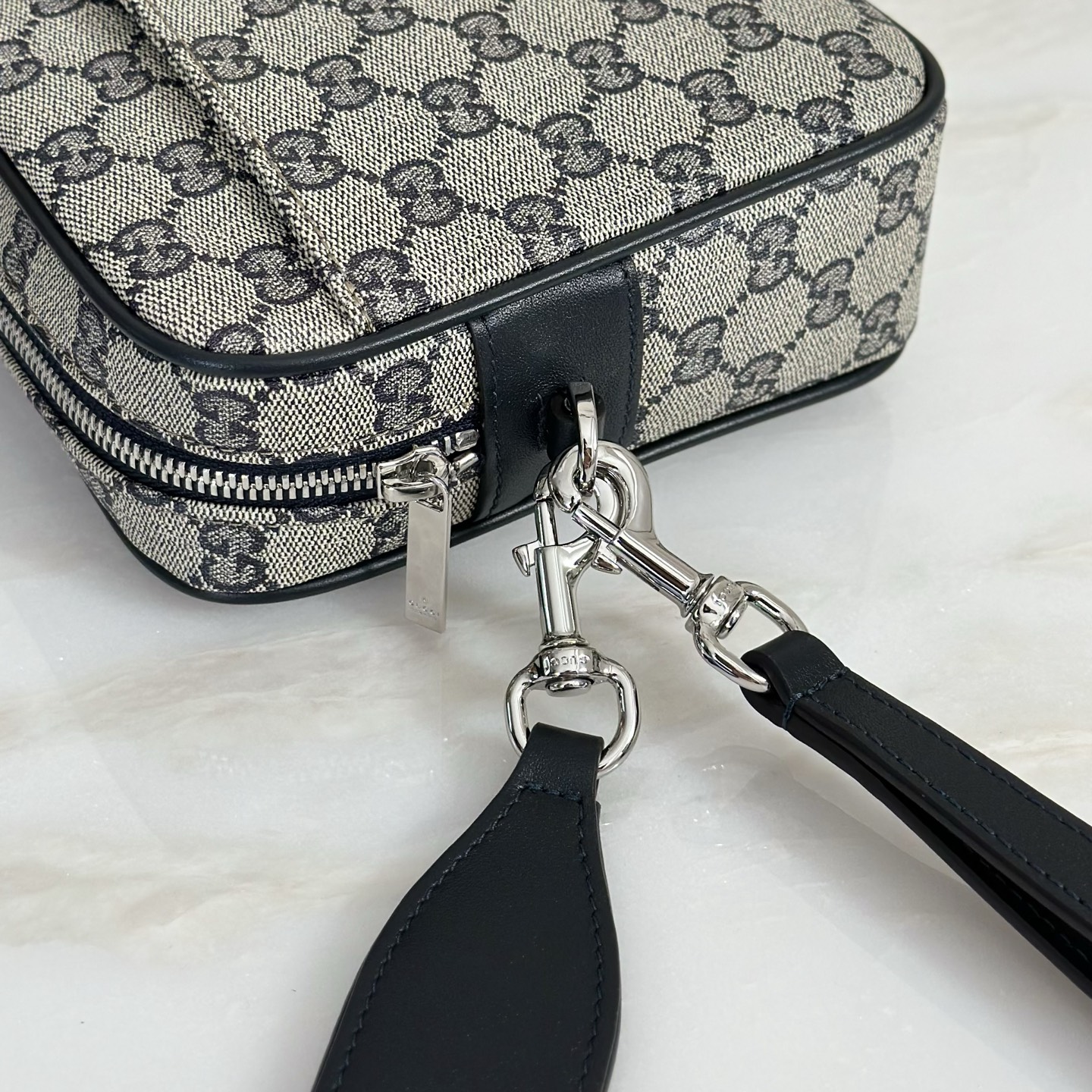 Guc*ci Small Crossbody Bag-24*16*5CM