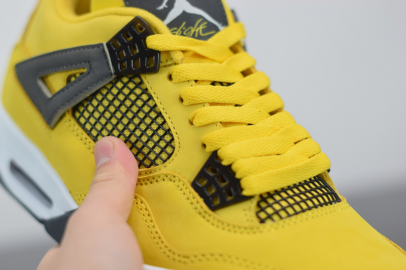 AIR JORDAN 4 RETRO LIGHTNING 314254-702