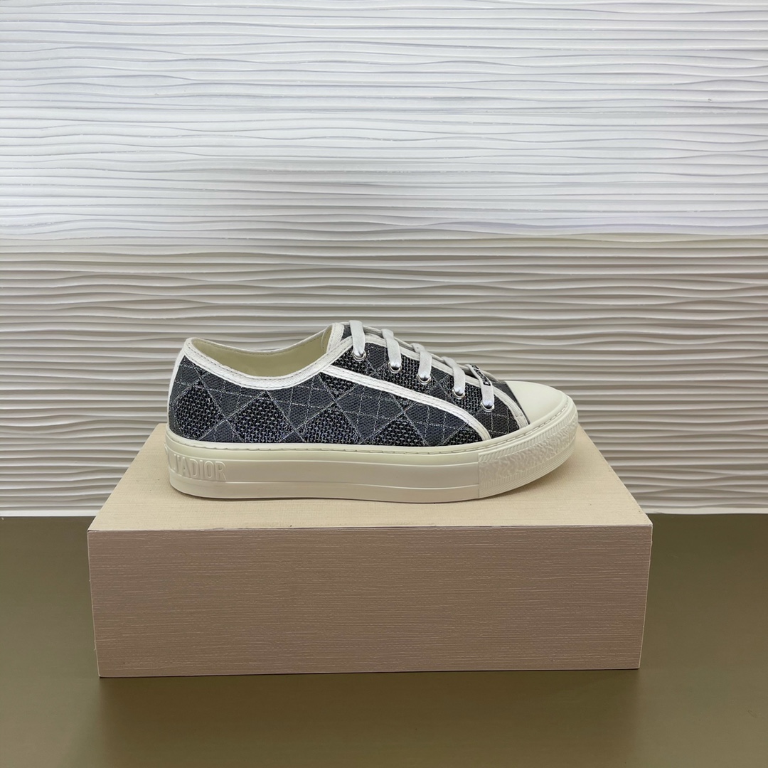 D*or sneakers