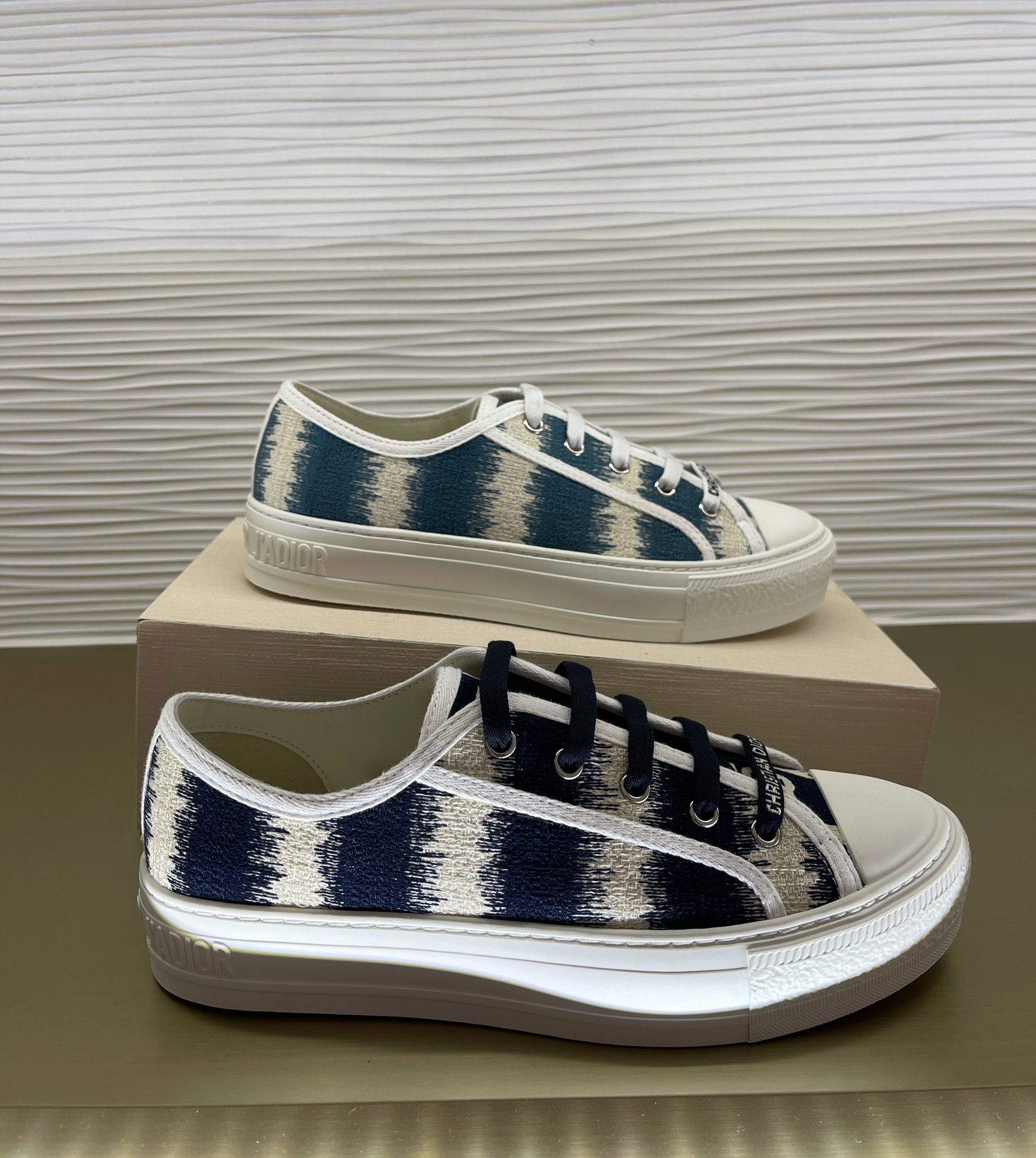 D*or sneakers