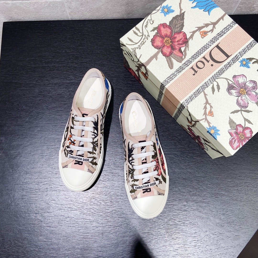 D*or sneakers