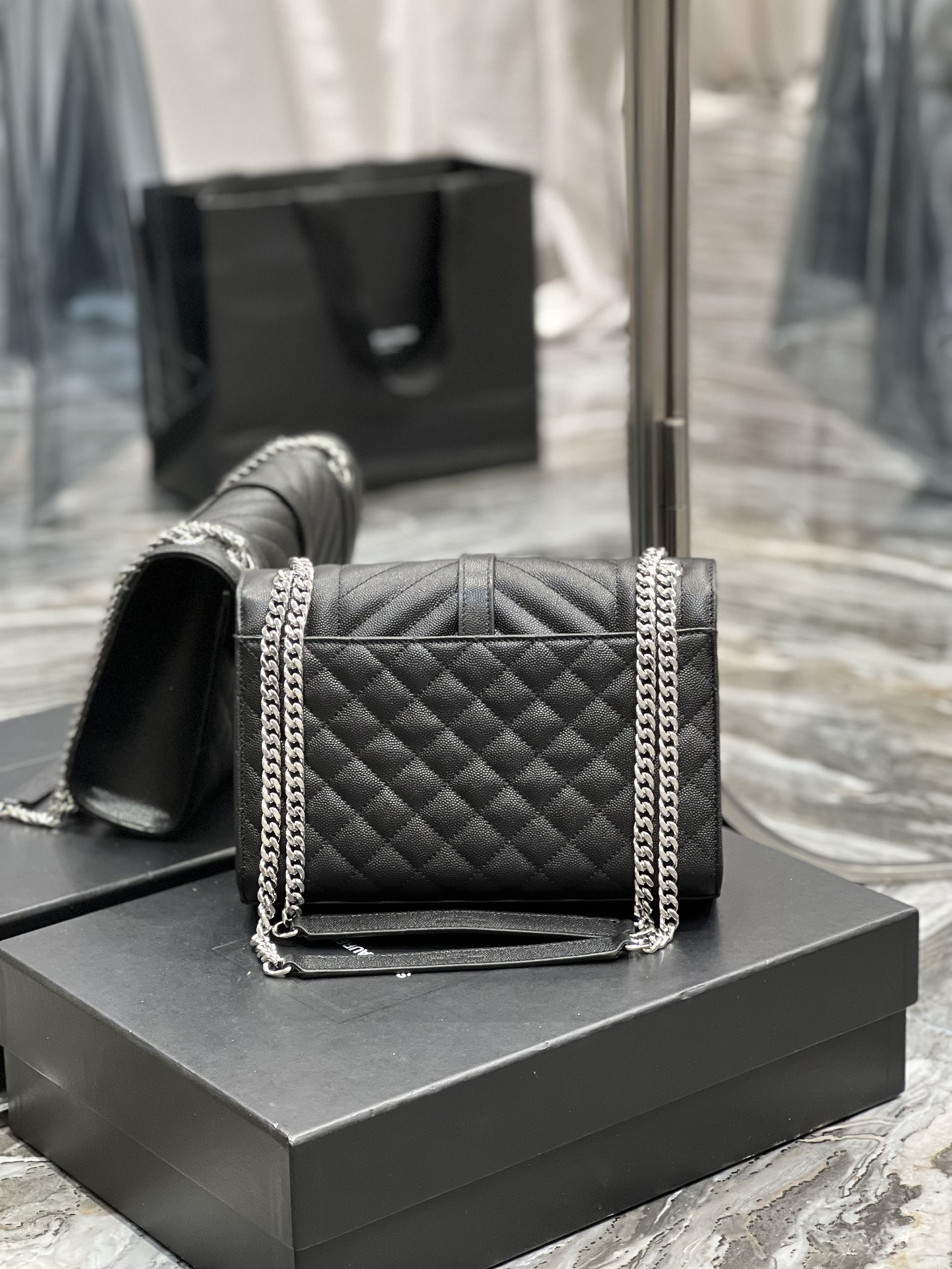 Y*L envelope bag