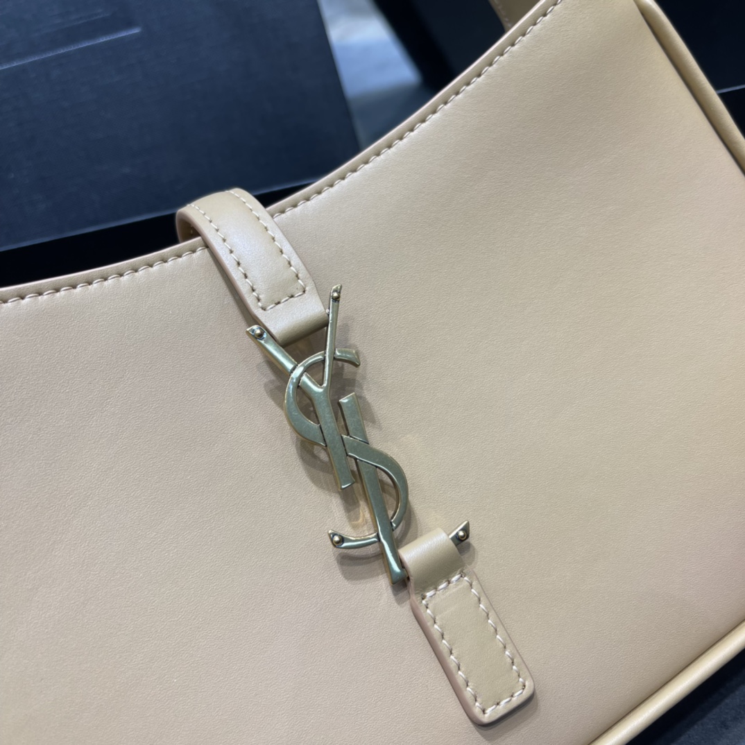 Y*L le5a7 vintage bag-25x14x6cm