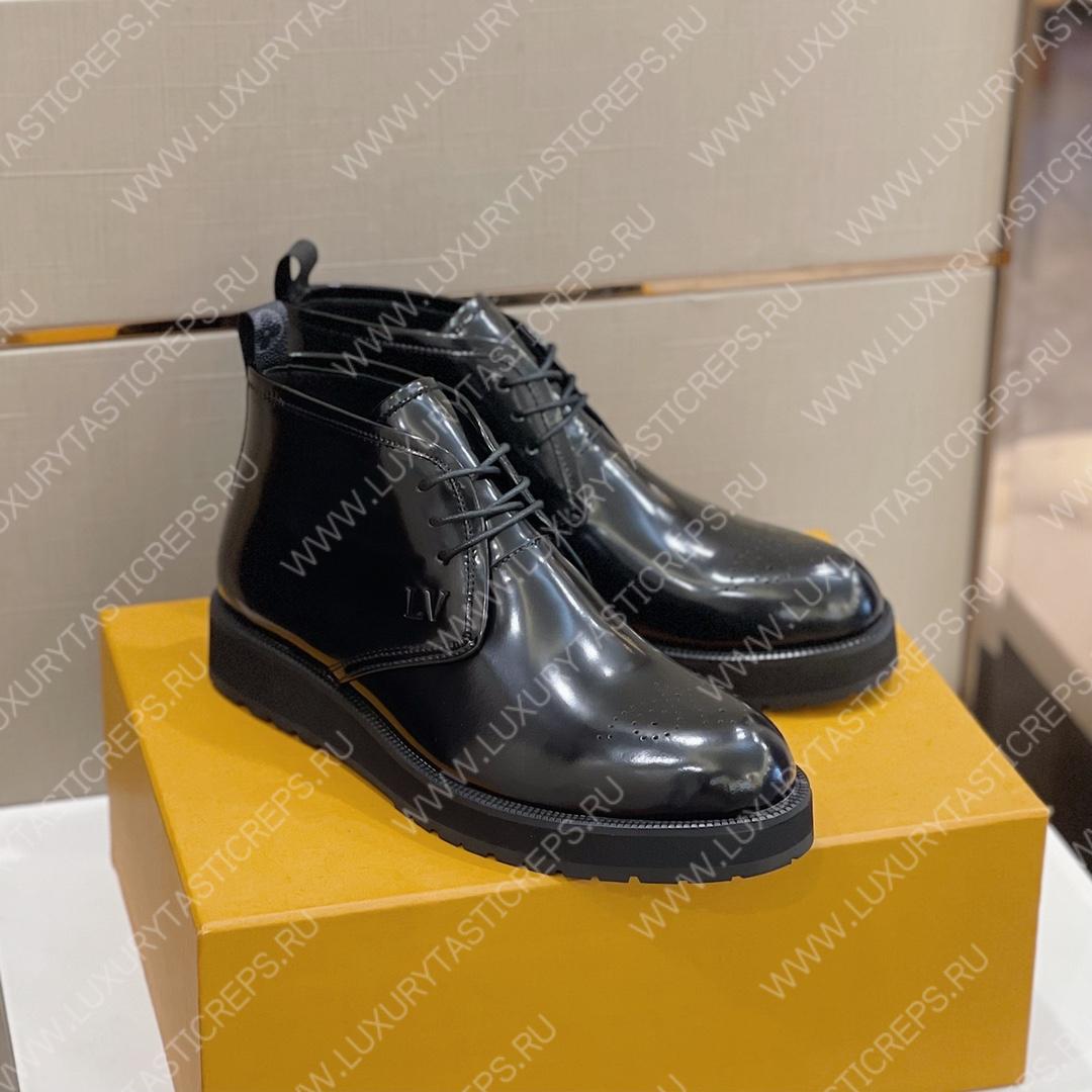 l**is V*t*n boots black 1a9a8g